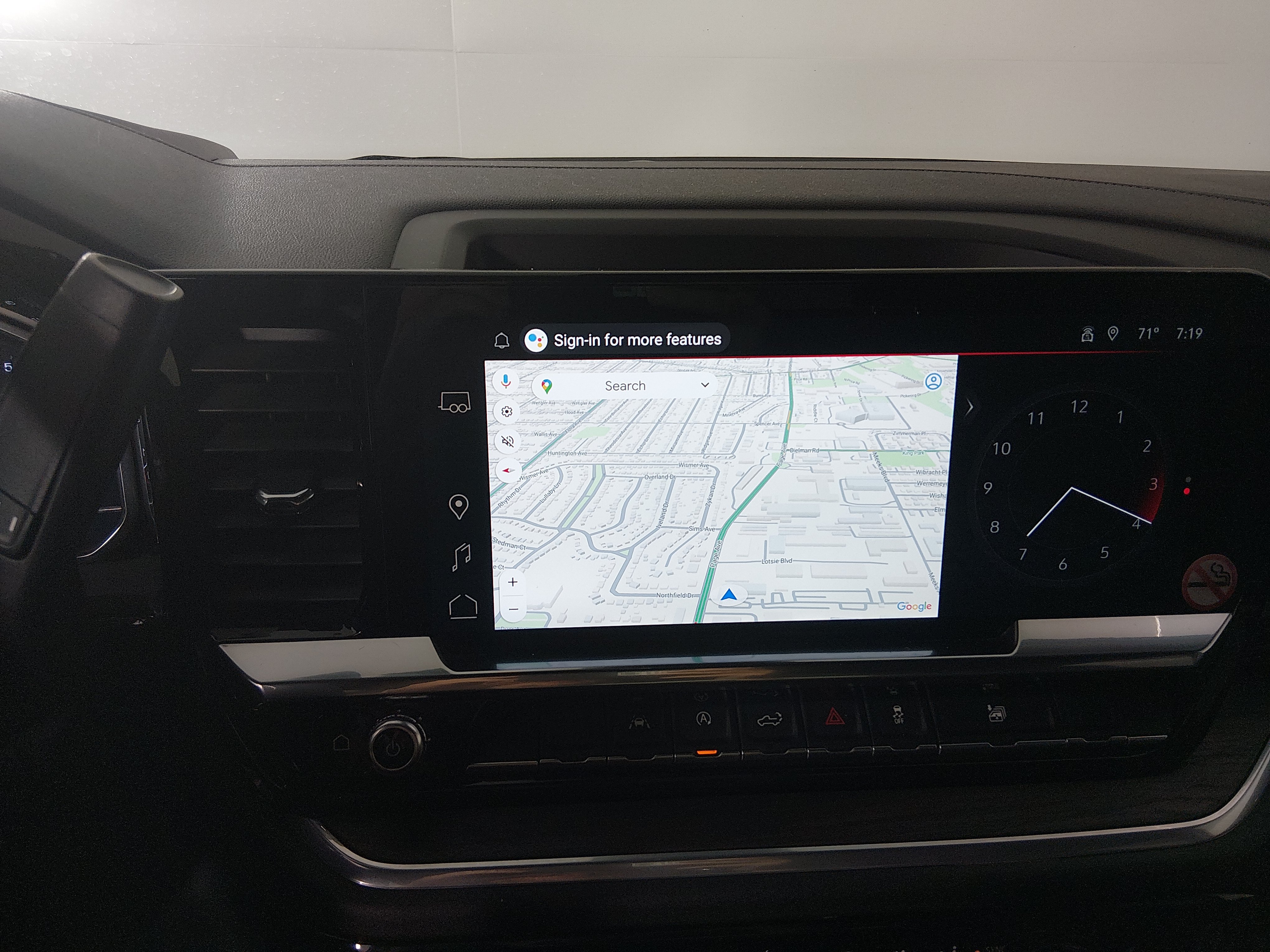 2025 GMC Sierra 1500 SLT - Photo 18