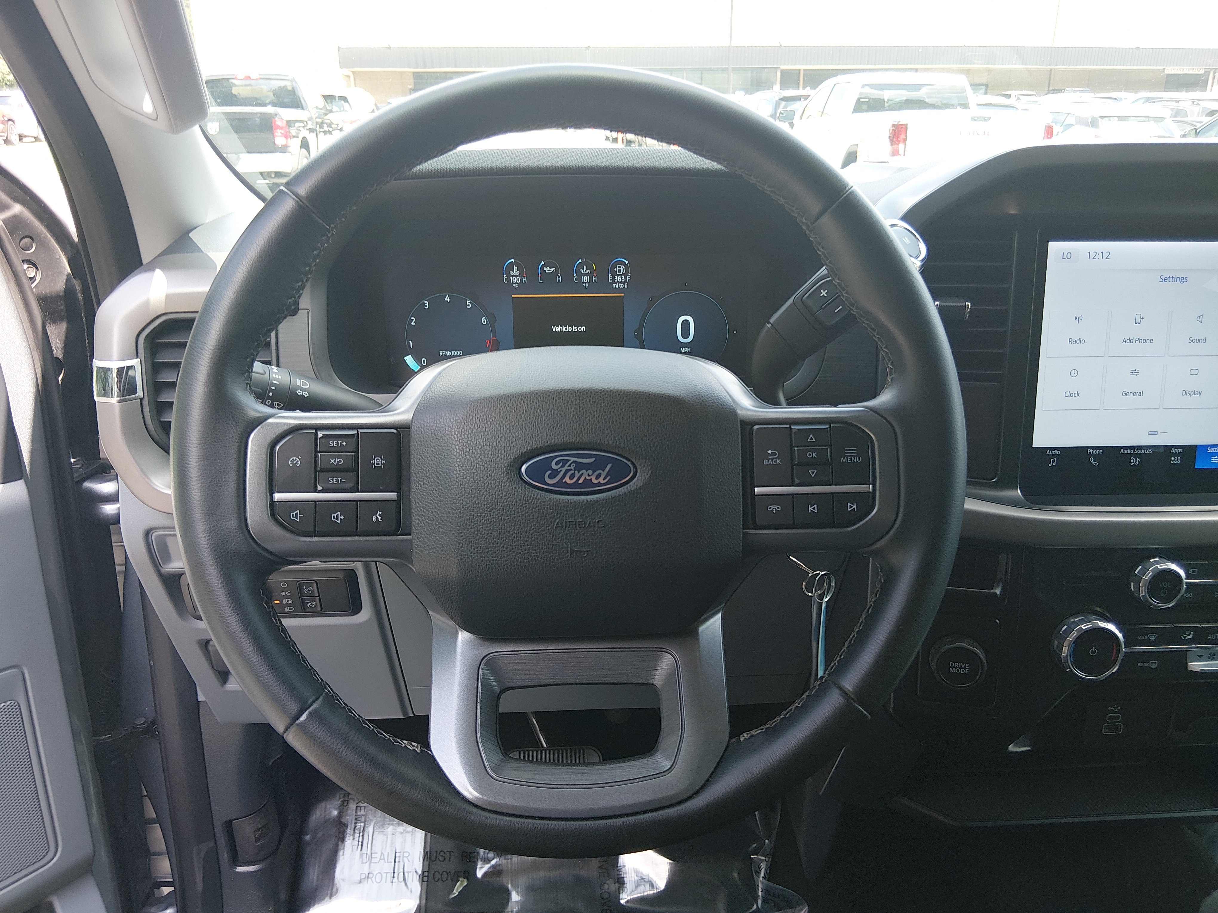 2025 Ford F-150 XLT - Photo 12