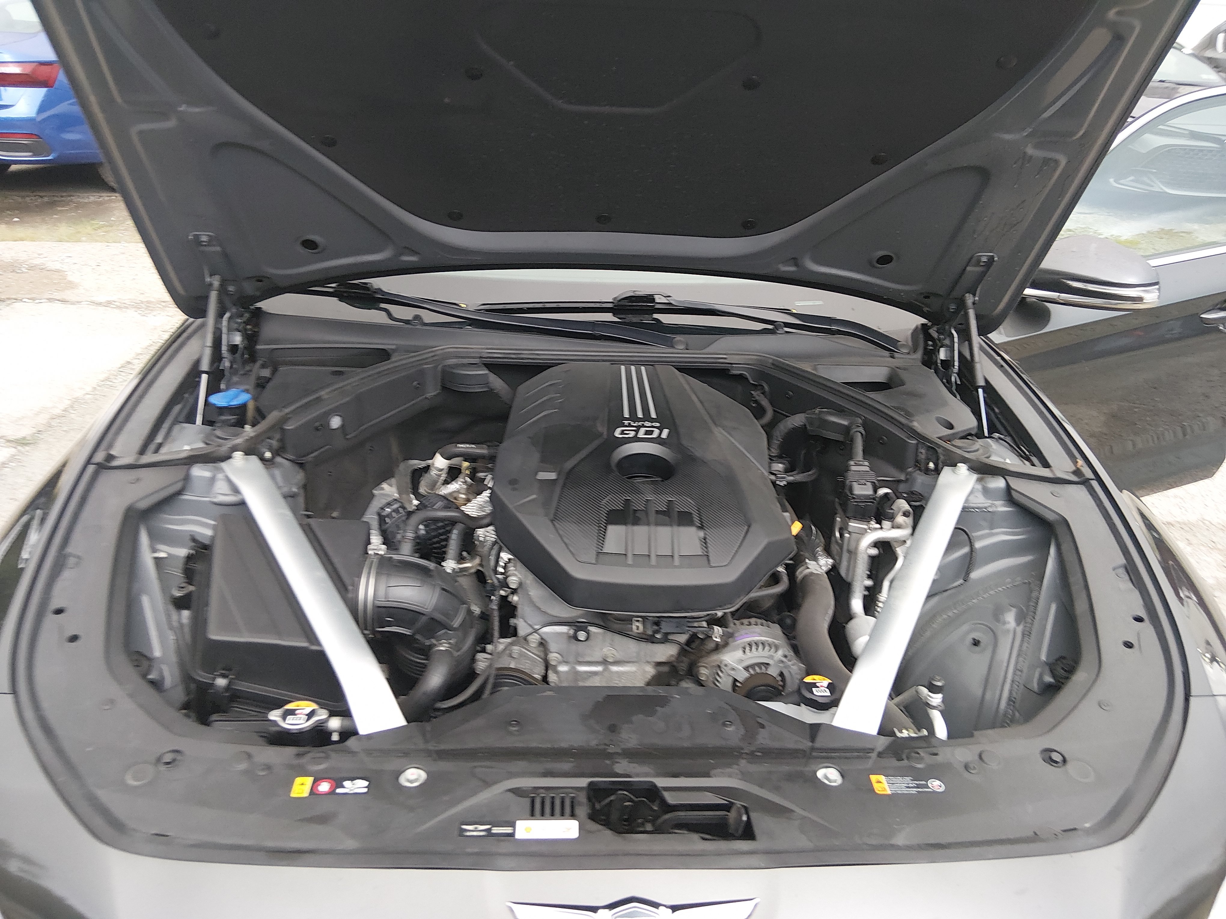 2023 GENESIS G70 Standard - Photo 9