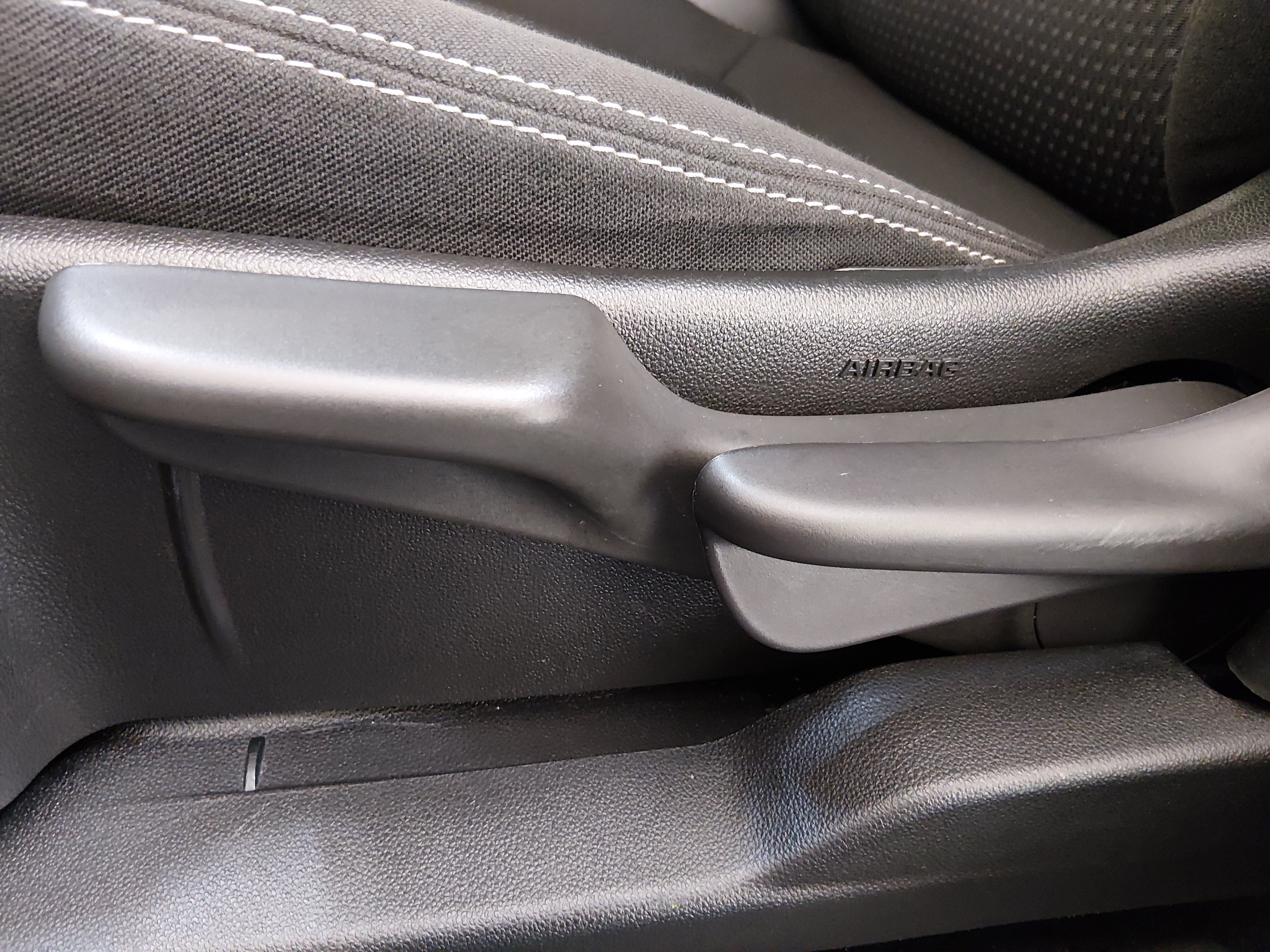 2024 GMC Terrain SLE - Photo 19