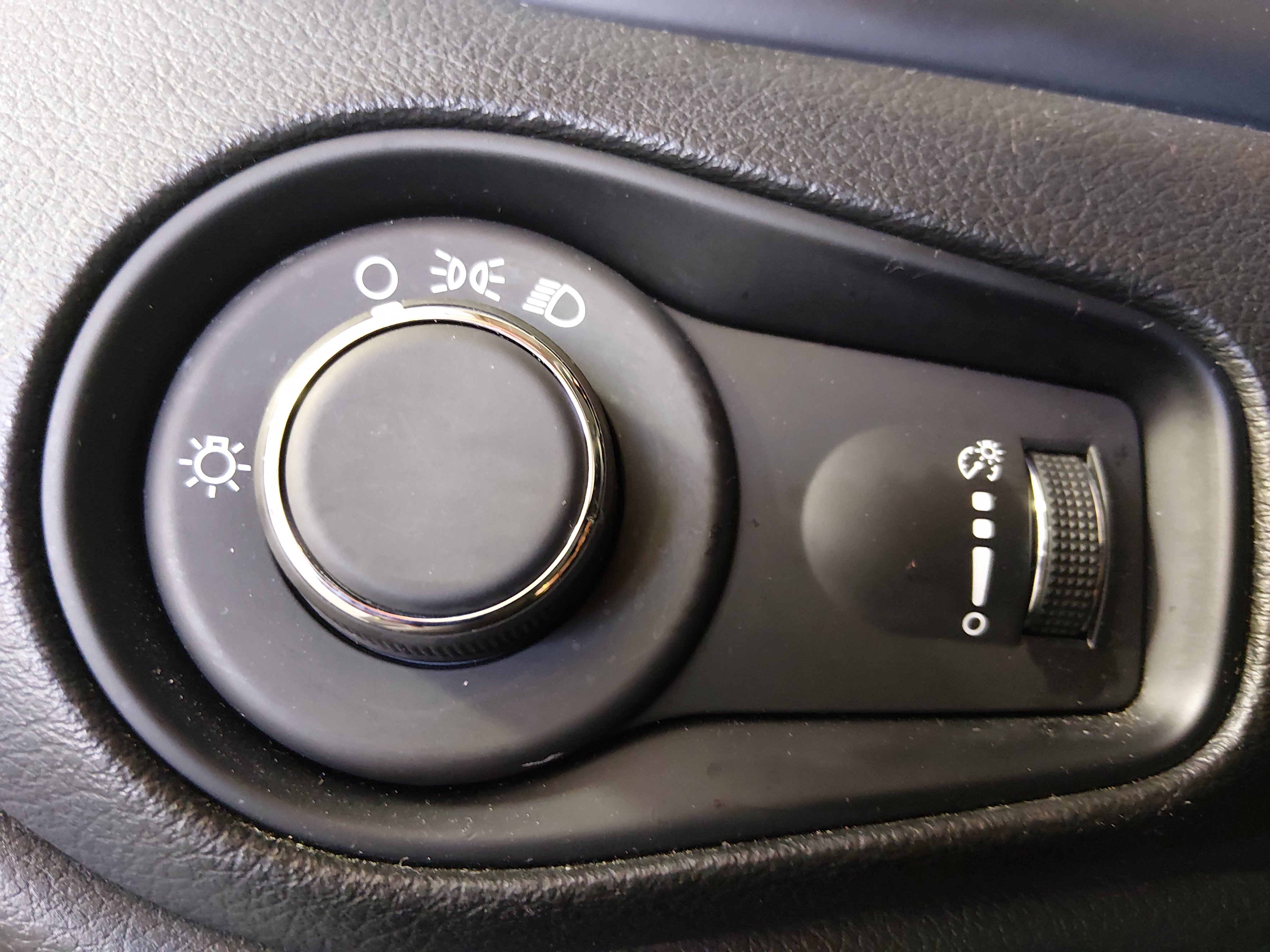 2023 Jeep Renegade Latitude - Photo 13