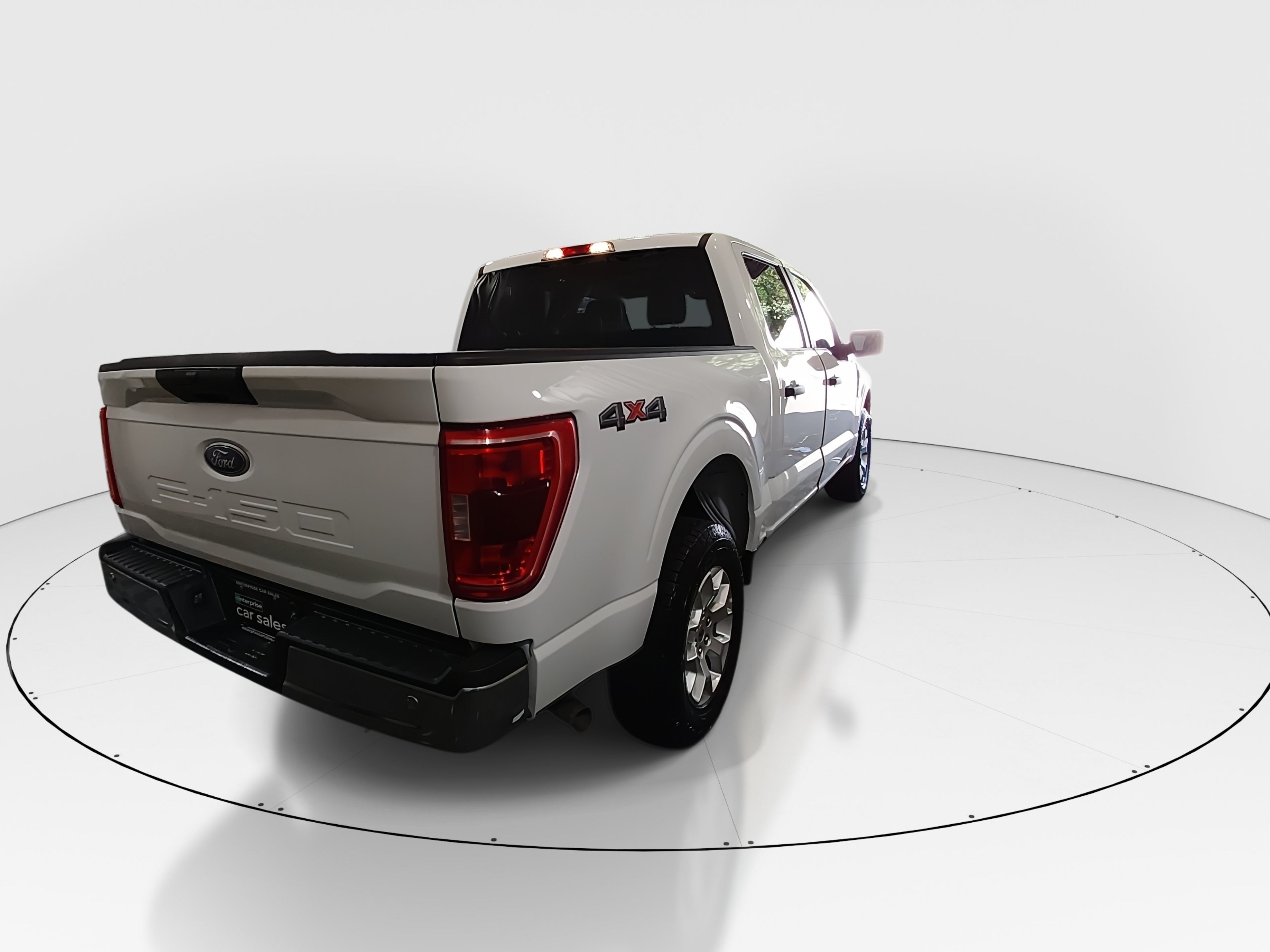 2023 Ford F-150 XLT - Photo 7