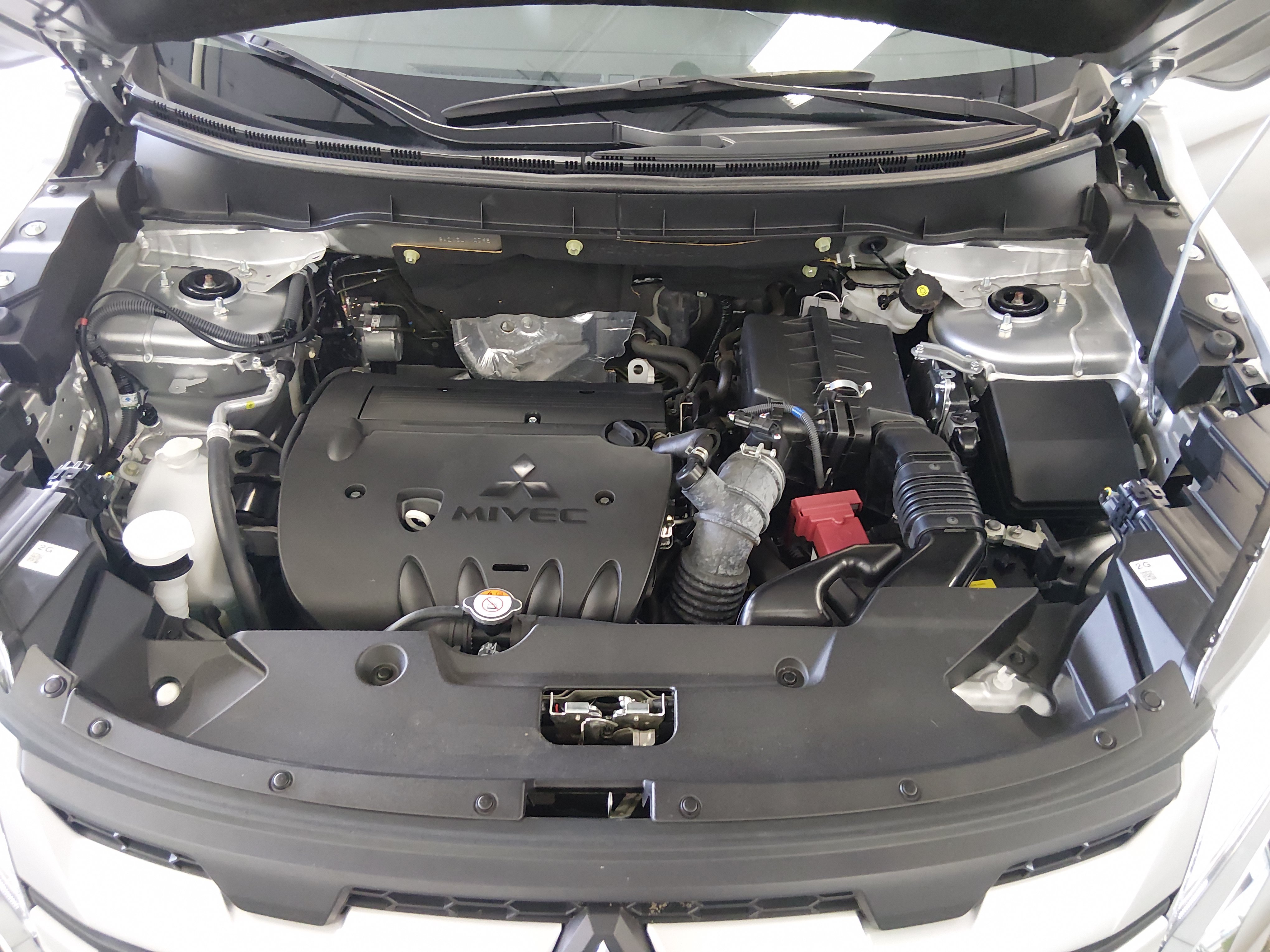 2025 Mitsubishi Outlander Sport ES - Photo 9