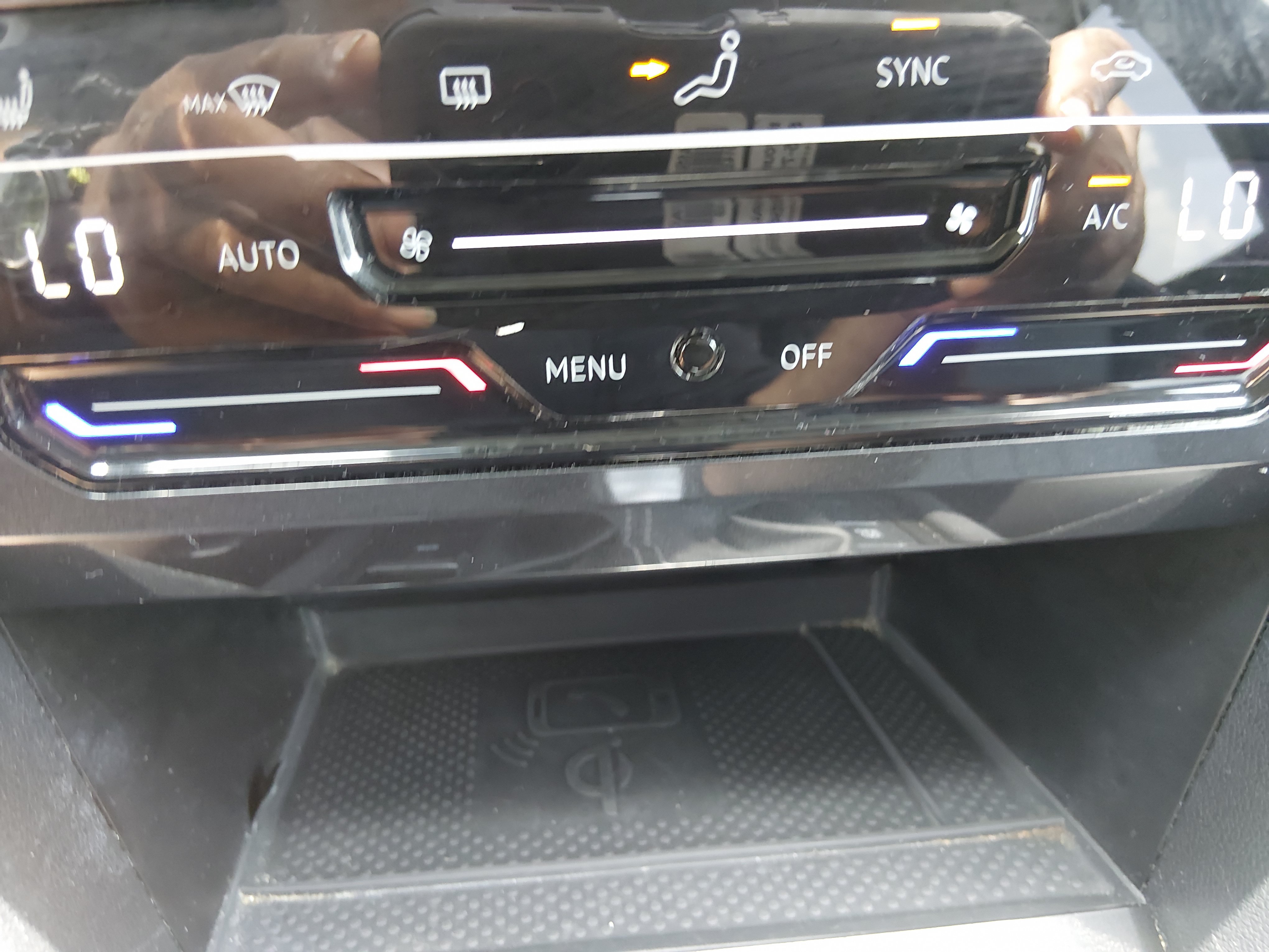 2024 Volkswagen Tiguan SE - Photo 20