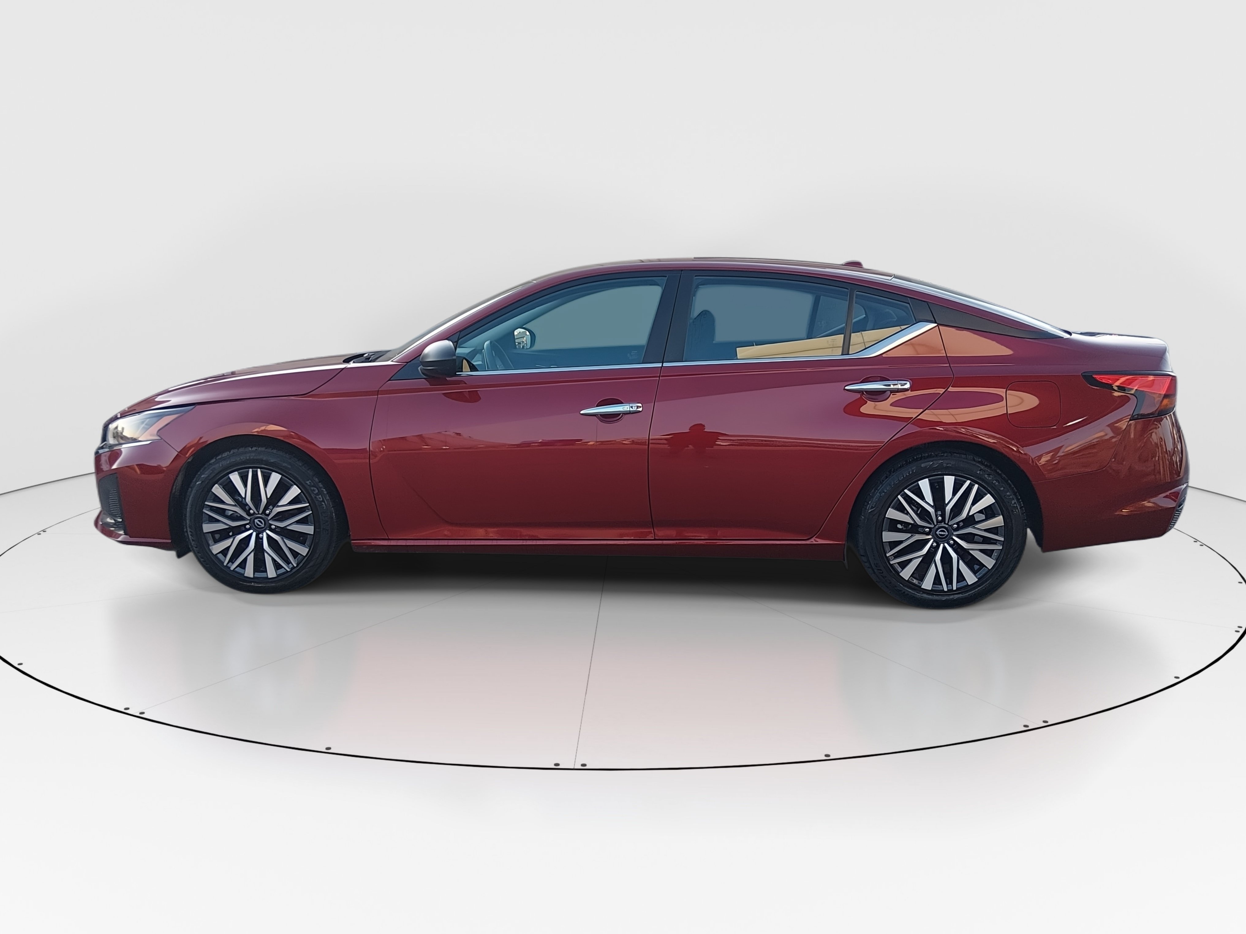 2024 Nissan Altima 4