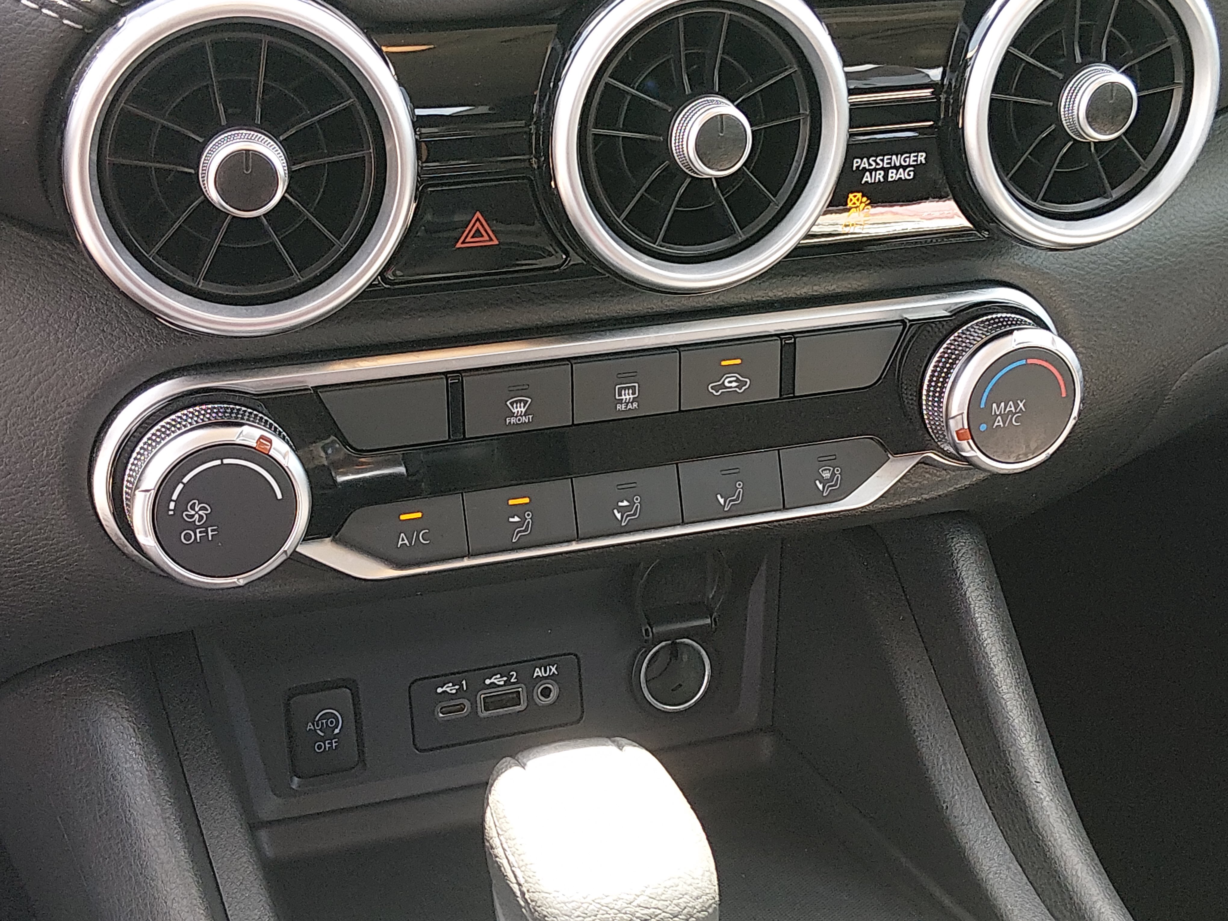 2024 Nissan Sentra SV - Photo 20