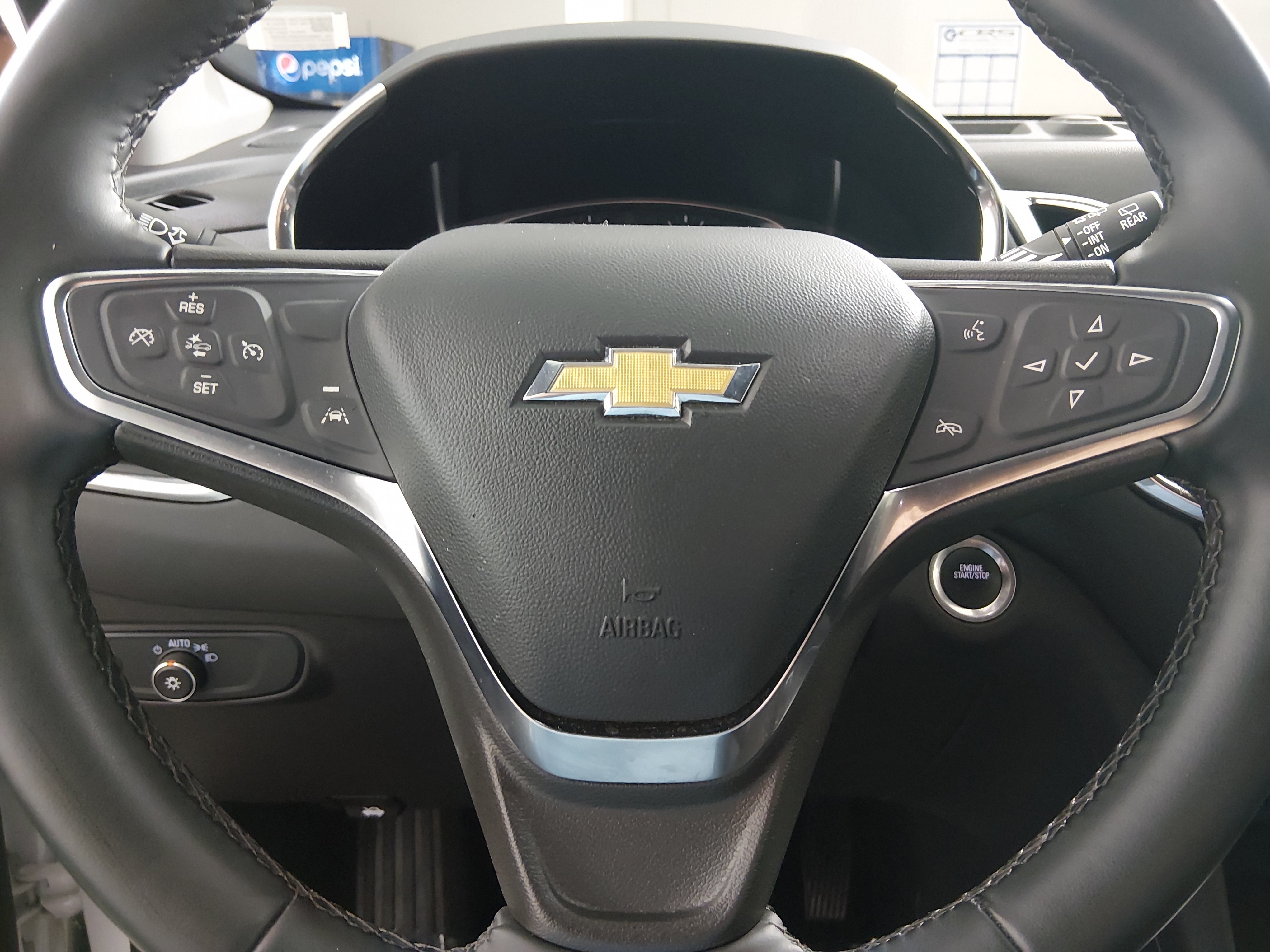 2024 Chevrolet Equinox LT - Photo 12