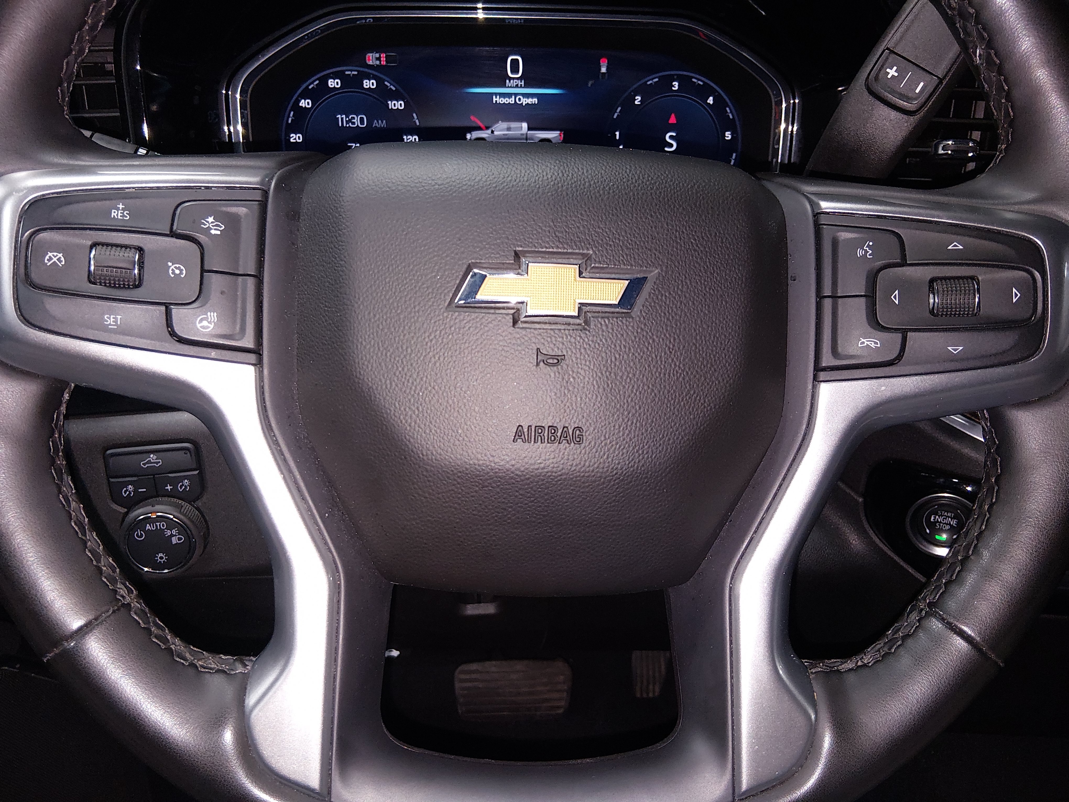 2025 Chevrolet Silverado 1500 LT - Photo 12