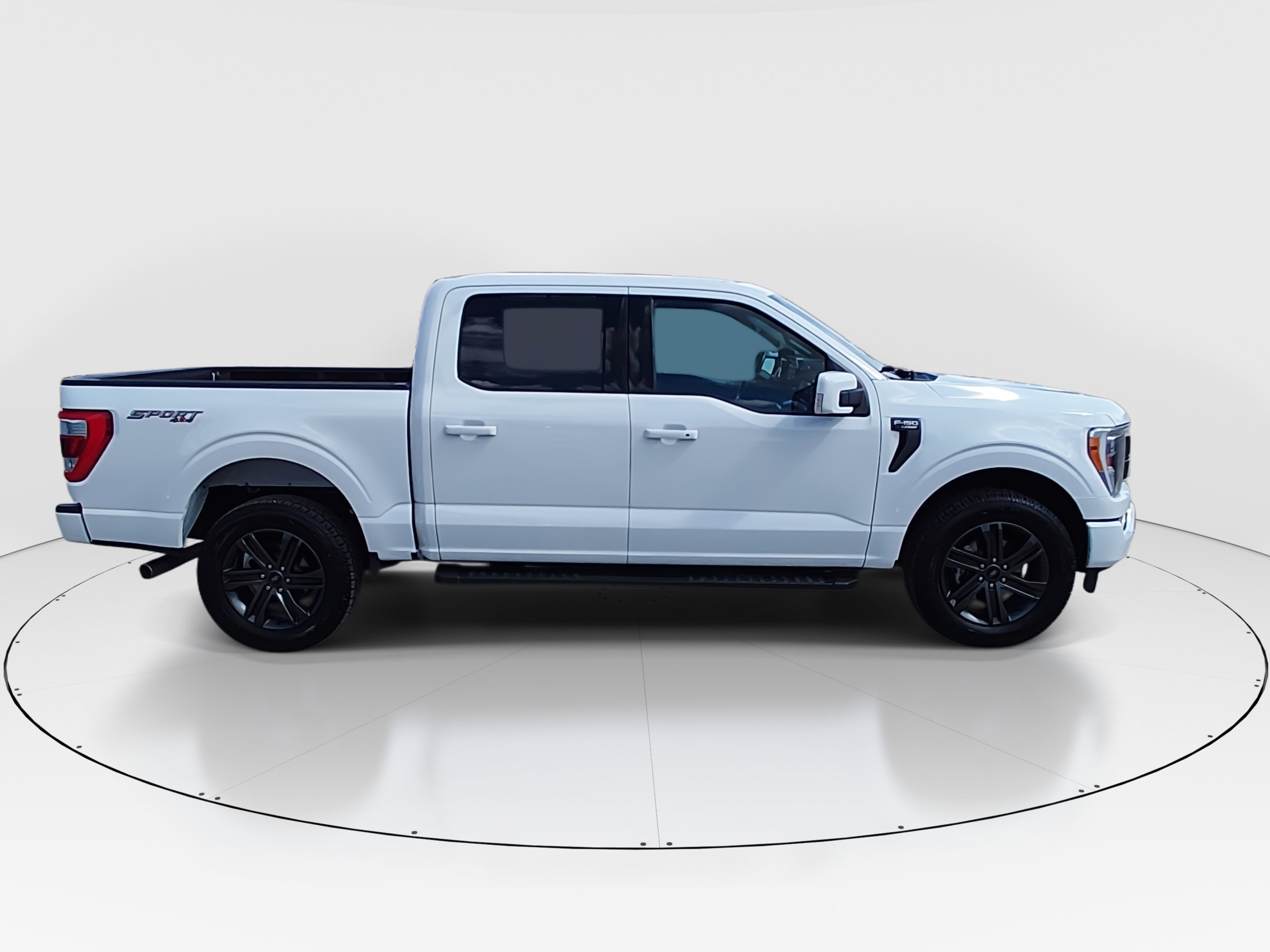 2022 Ford F-150 Lariat - Photo 8