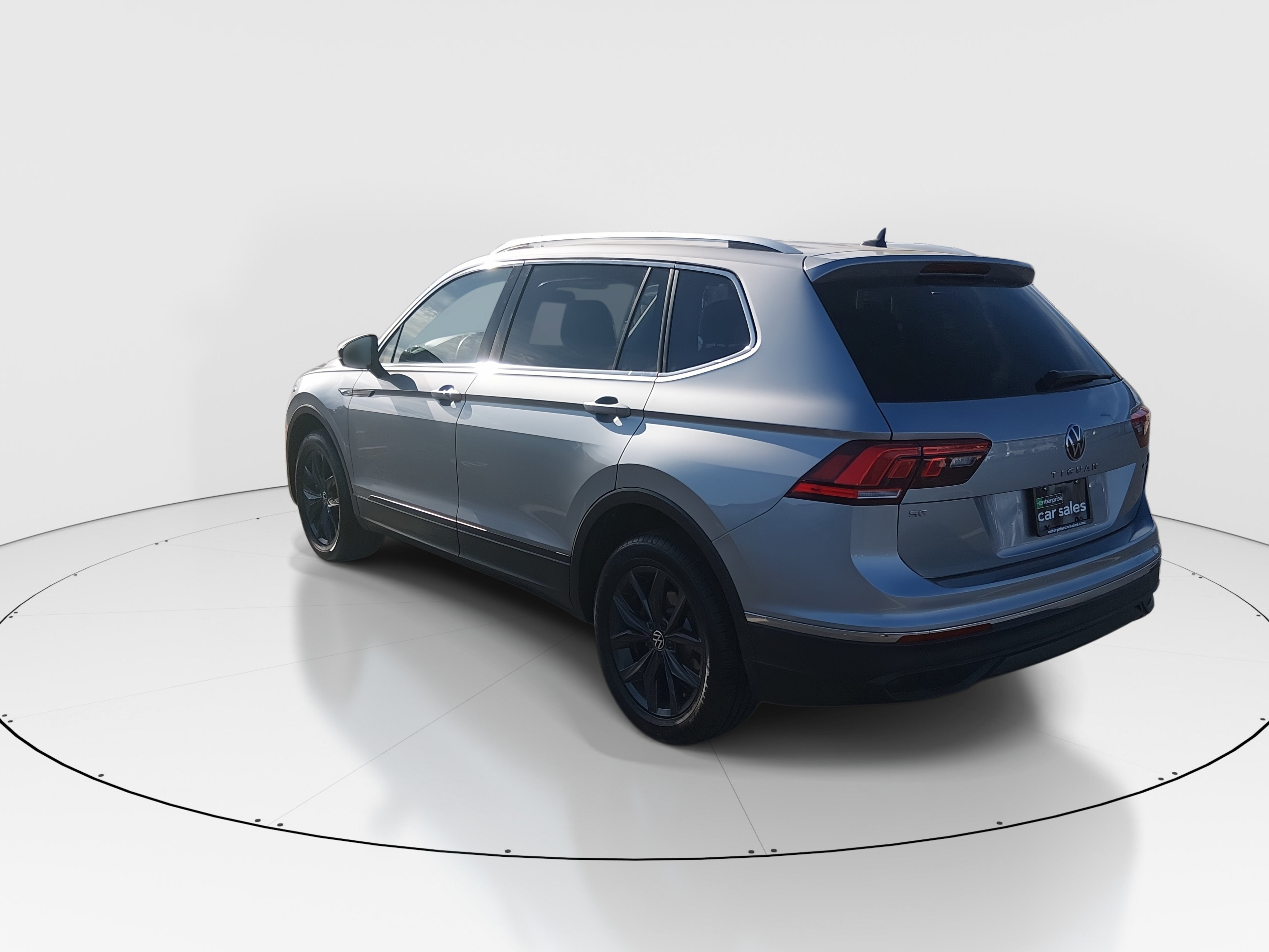 2024 Volkswagen Tiguan SE - Photo 5
