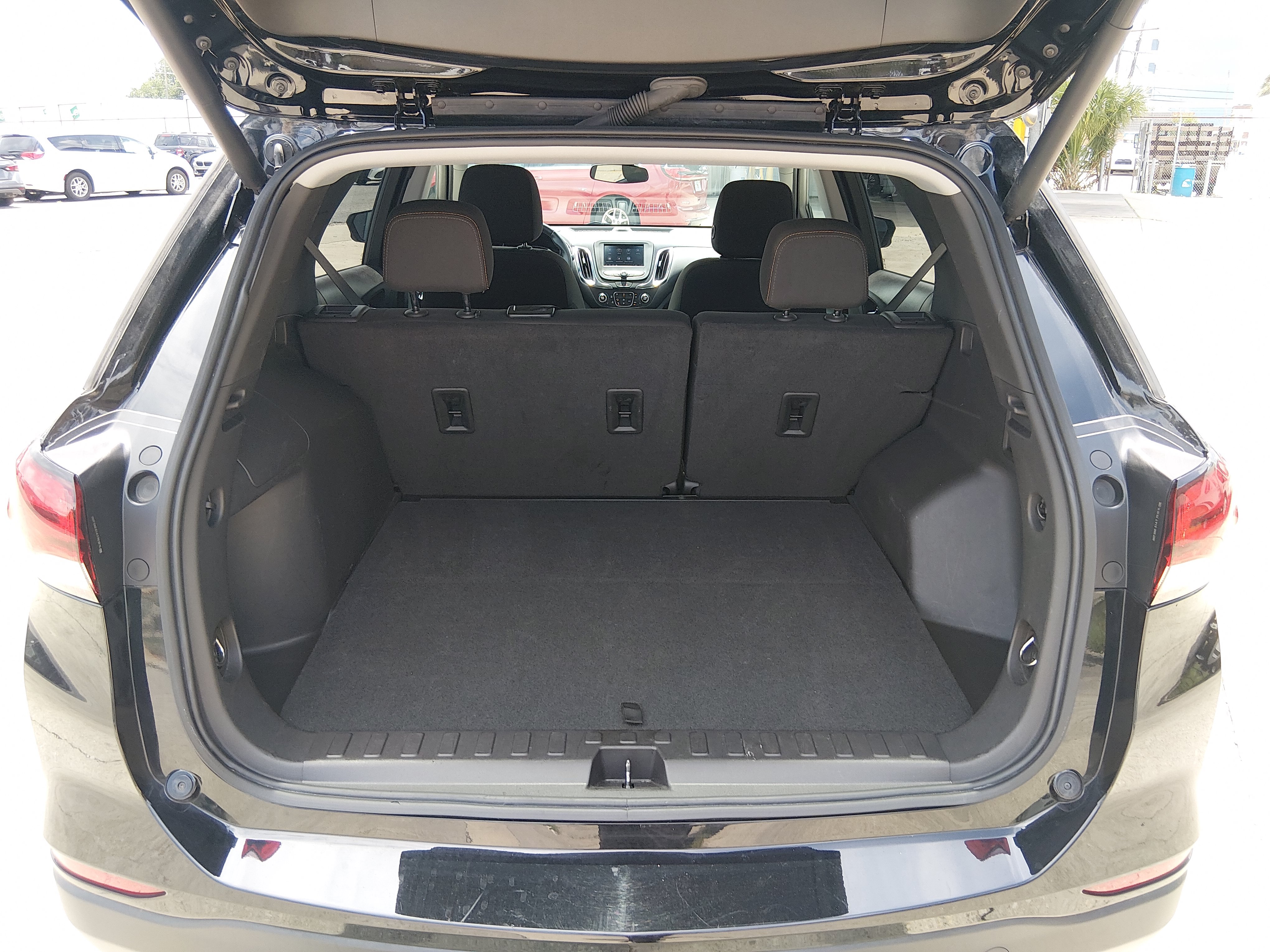 2024 Chevrolet Equinox LT - Photo 11