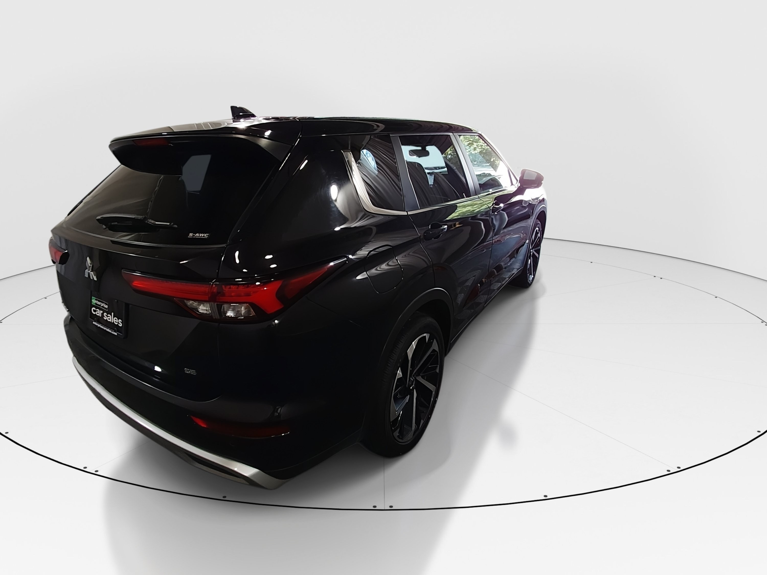 2024 Mitsubishi Outlander SE - Photo 7