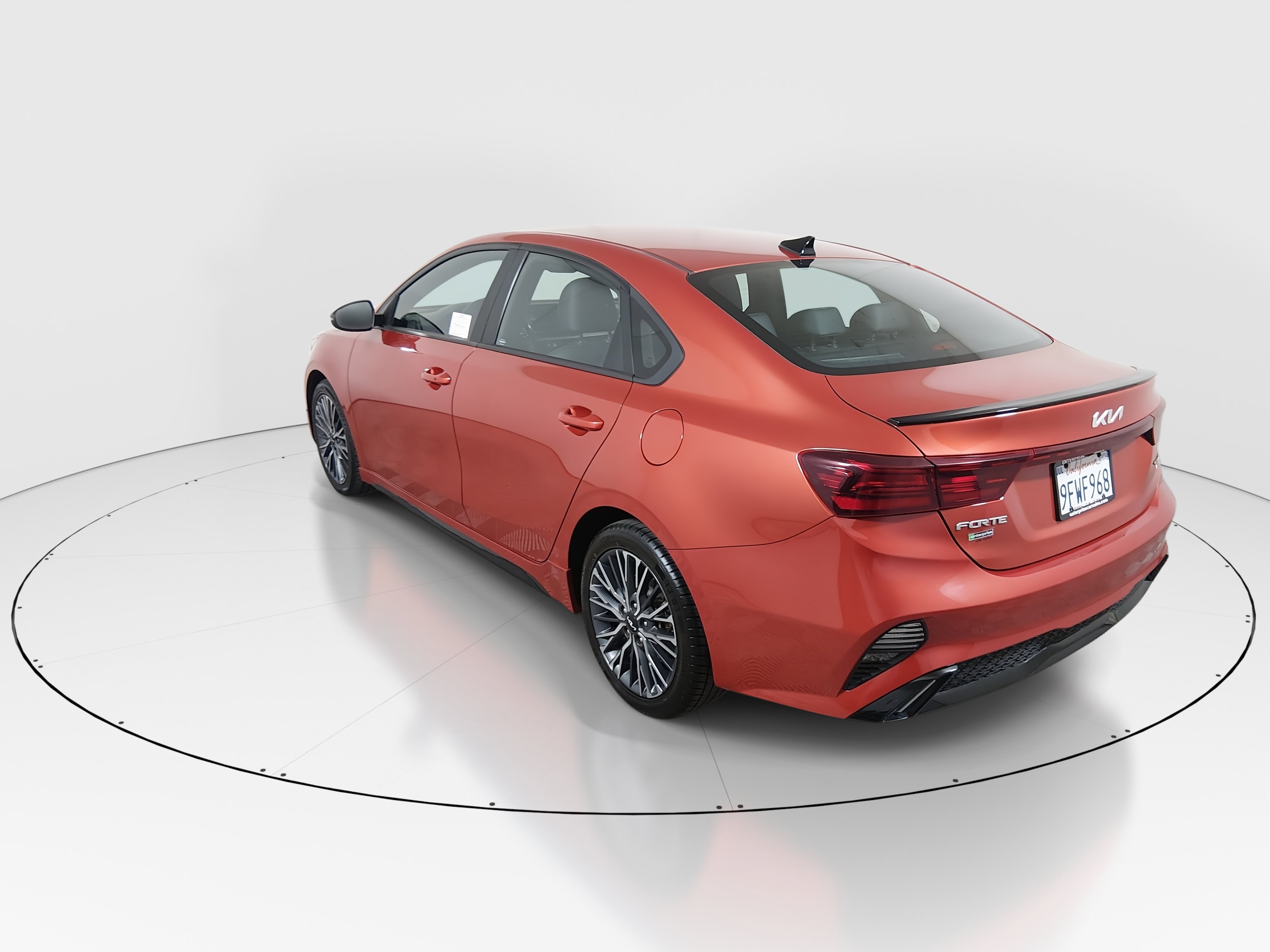 2023 Kia Forte GT-Line - Photo 5