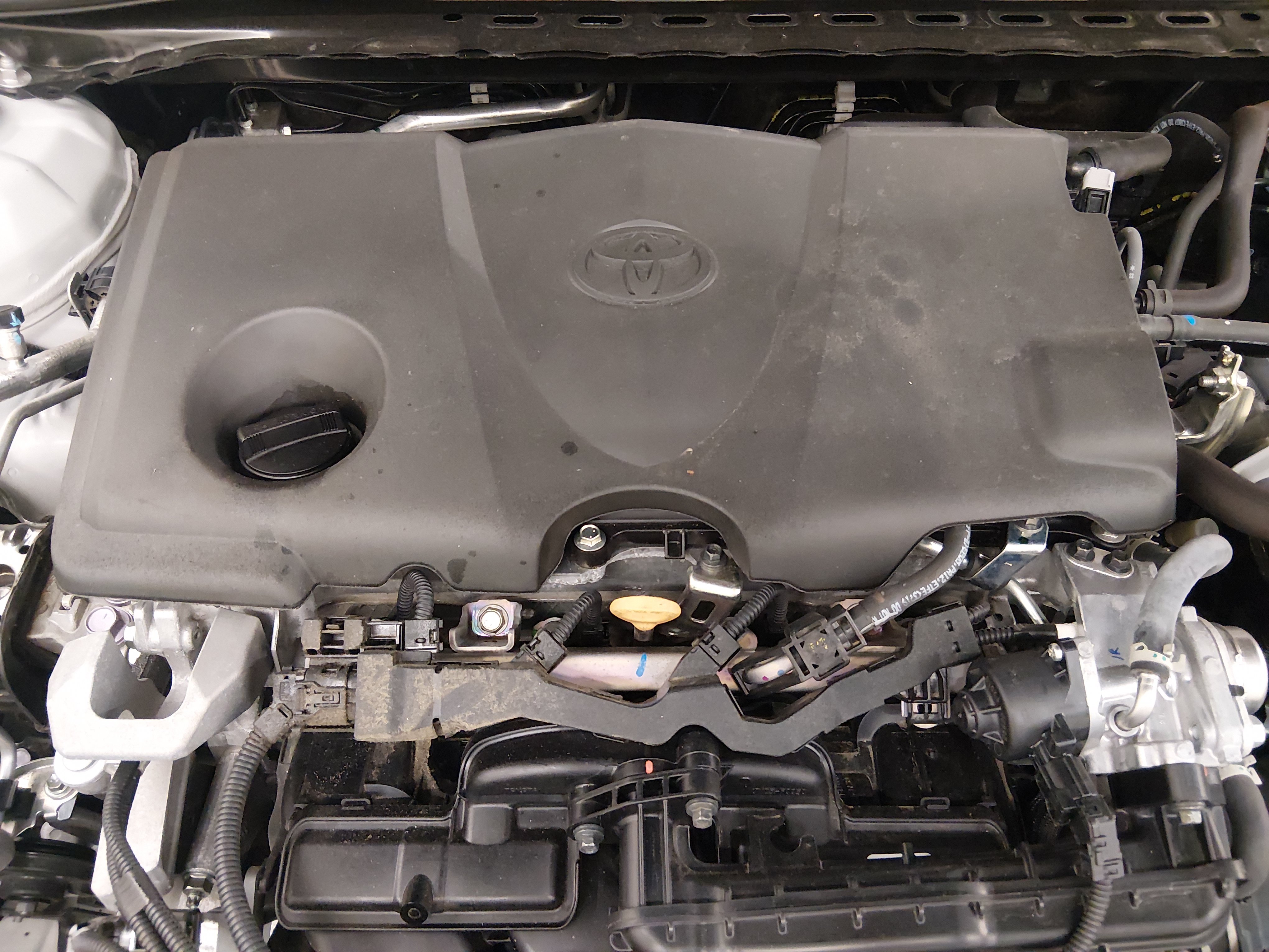 2024 Toyota Camry SE - Photo 9