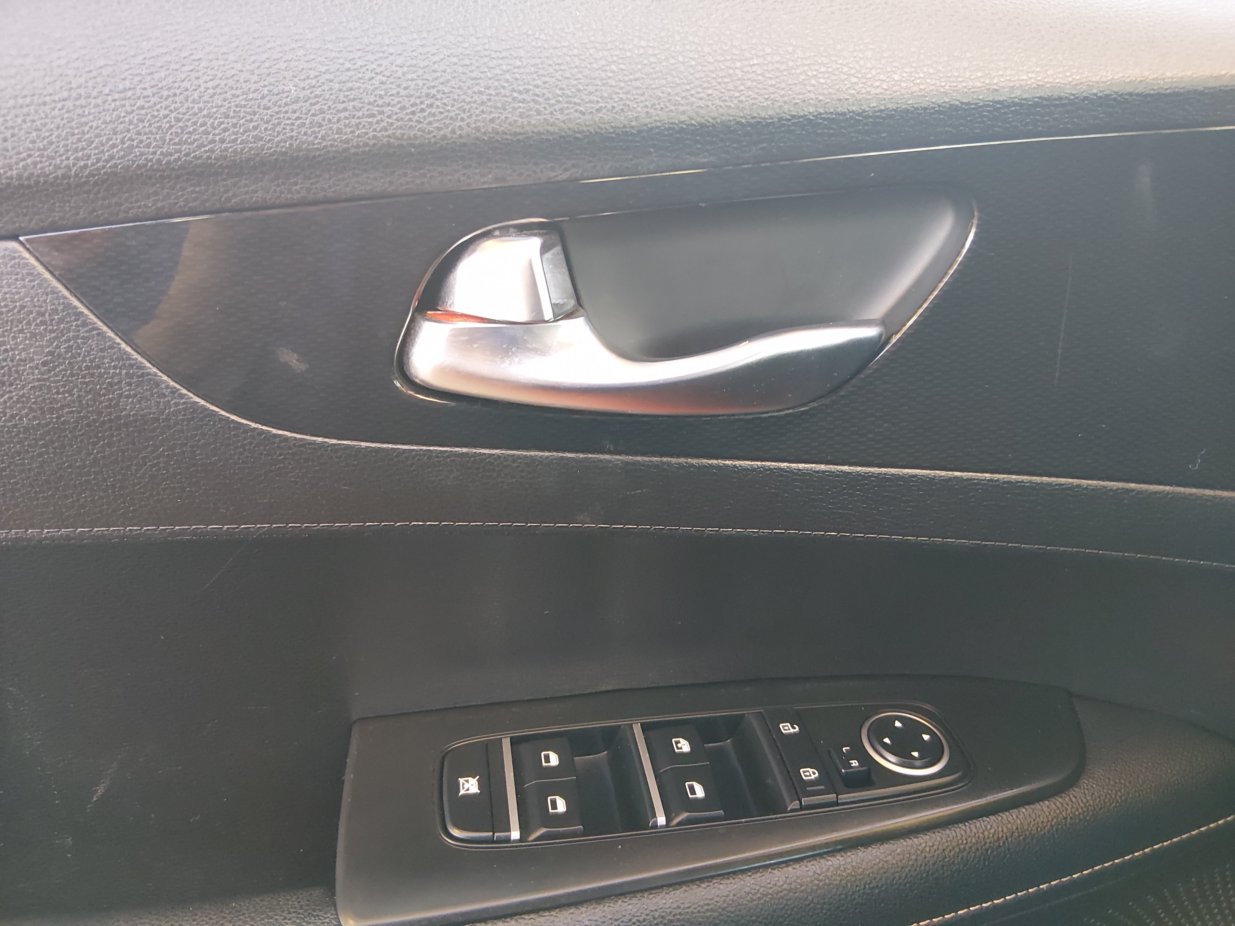 2023 Kia Forte GT-Line - Photo 19