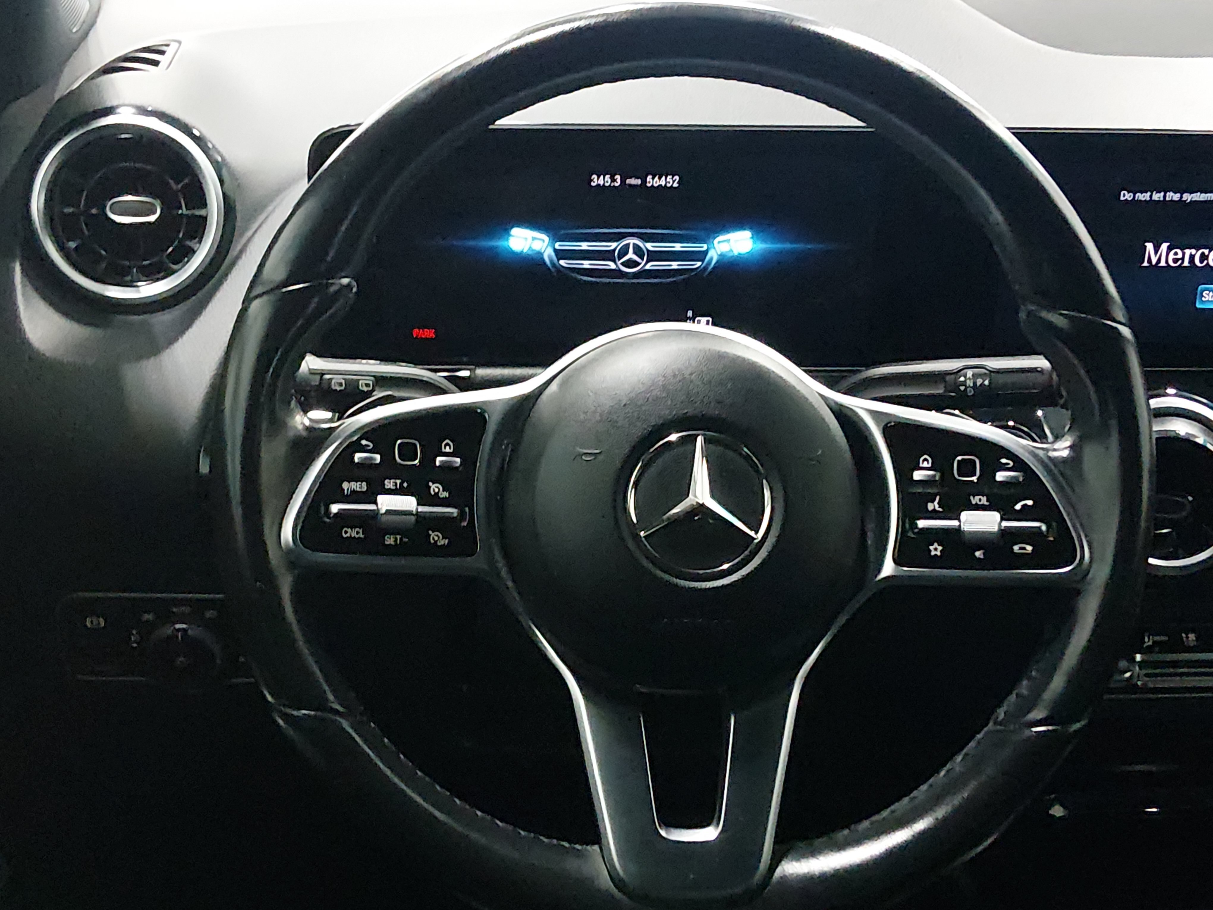 2023 Mercedes-Benz GLA Base - Photo 12
