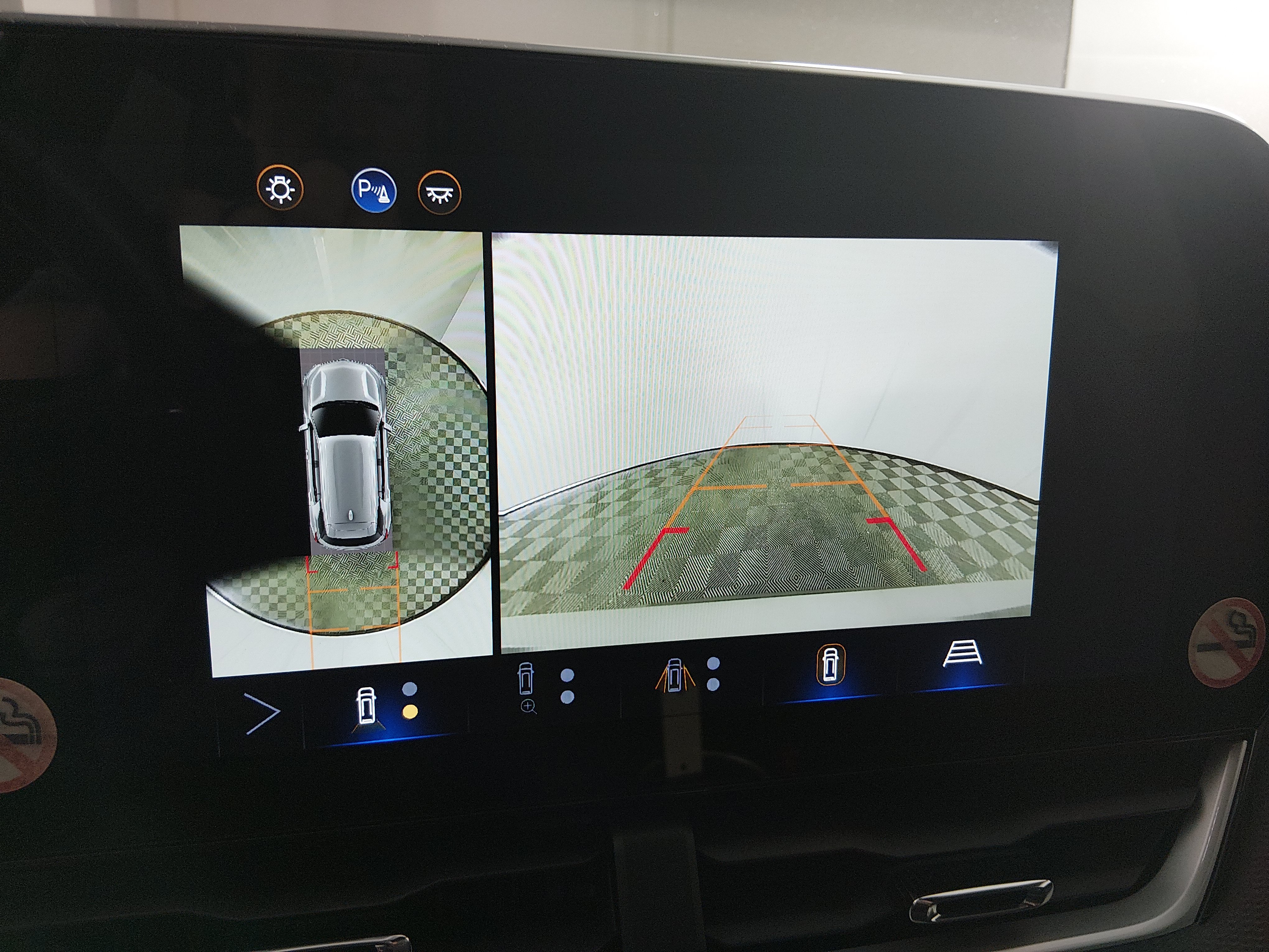 2025 Chevrolet Equinox LT - Photo 16