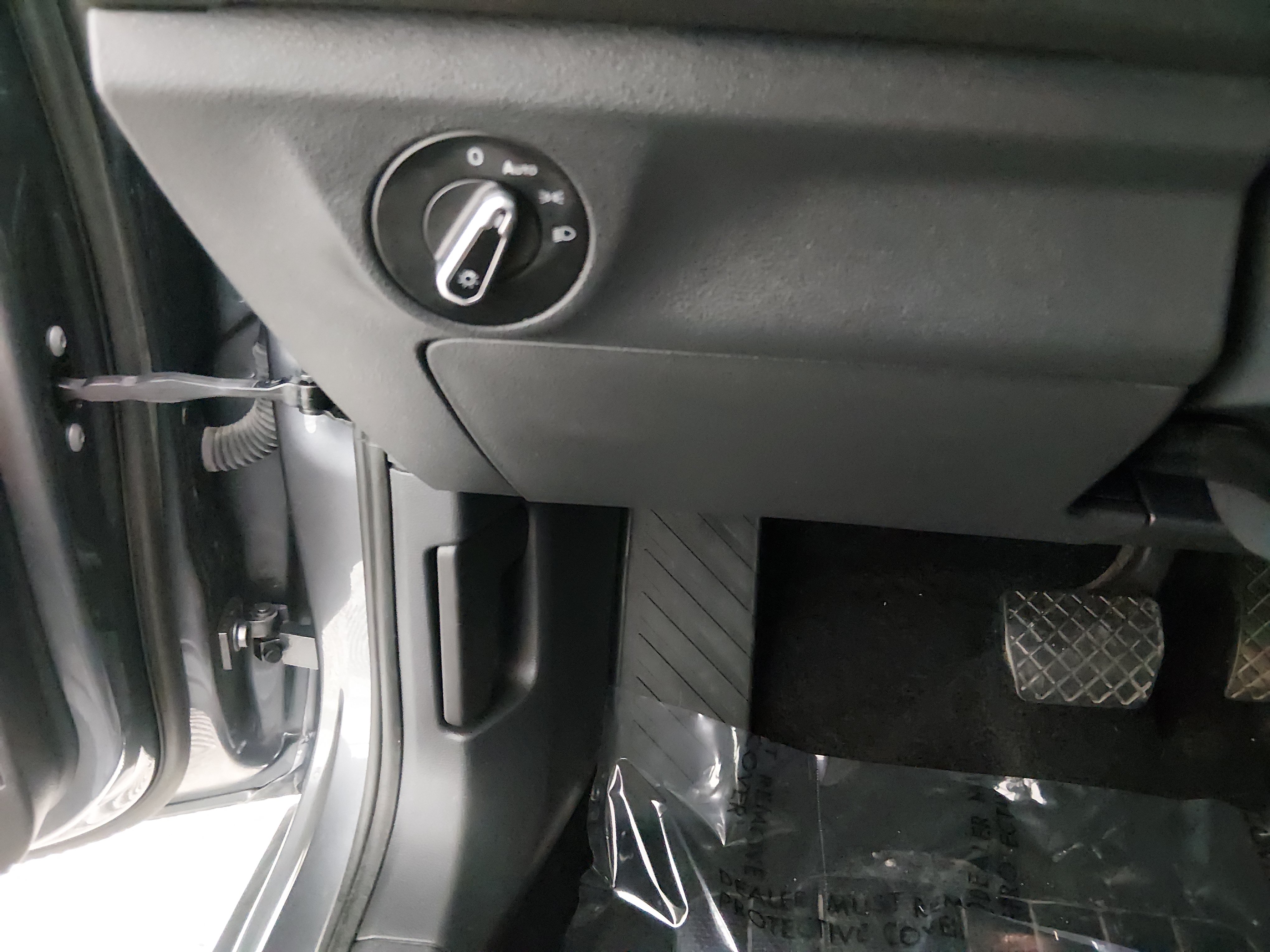 2024 Volkswagen Jetta SE - Photo 13