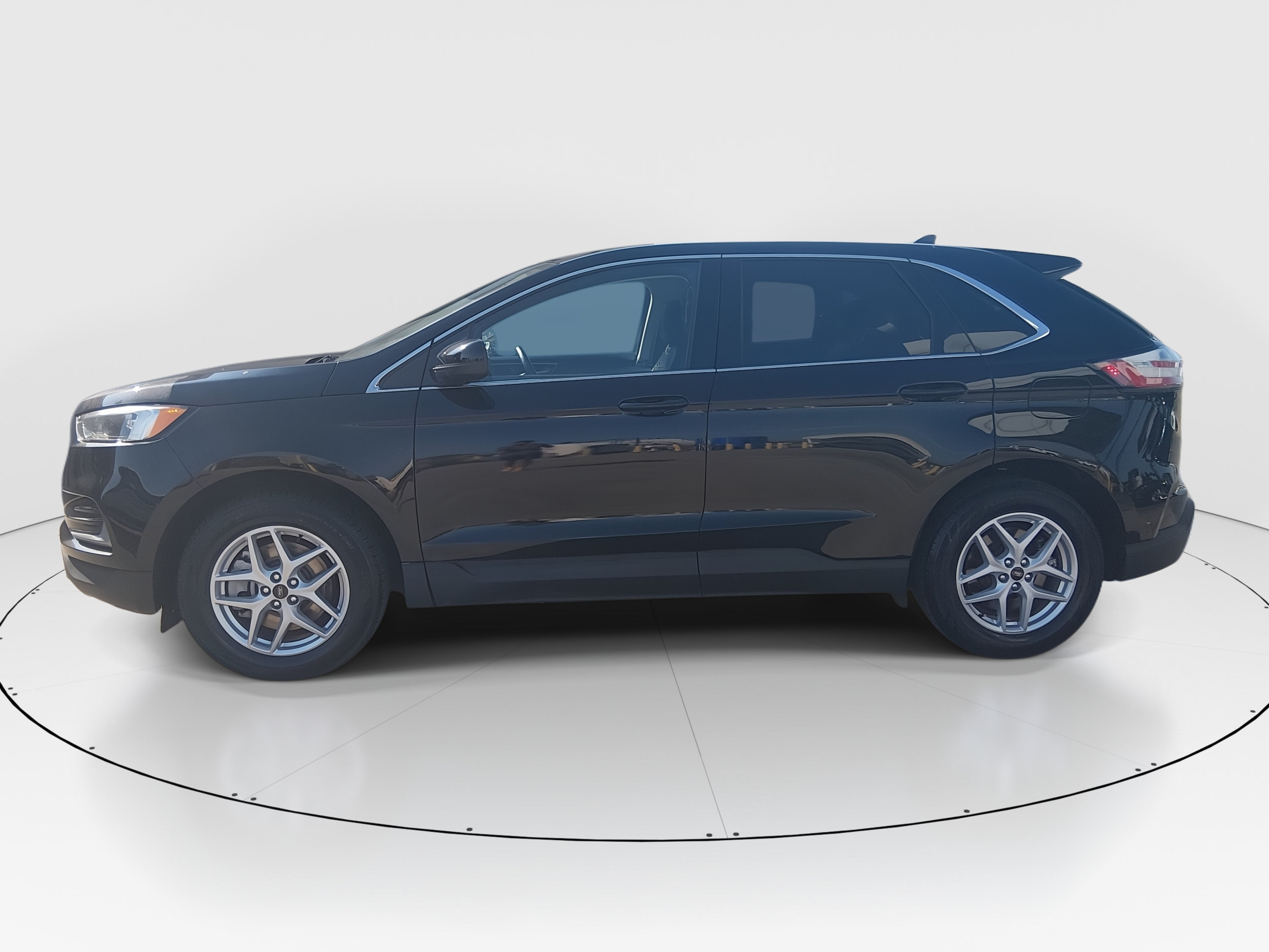 2024 Ford Edge 4