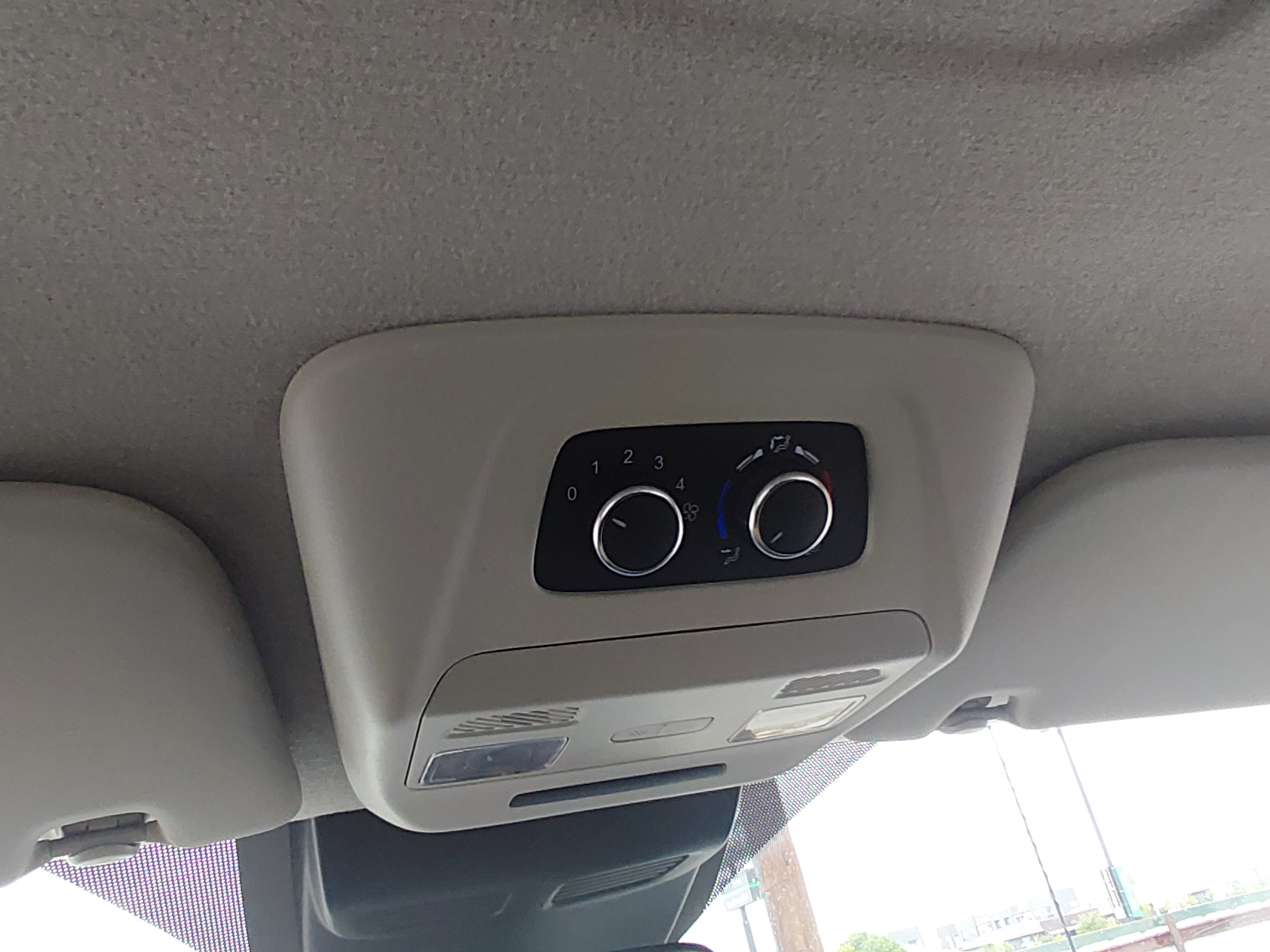 2024 Ford Transit Passenger Van XLT - Photo 19