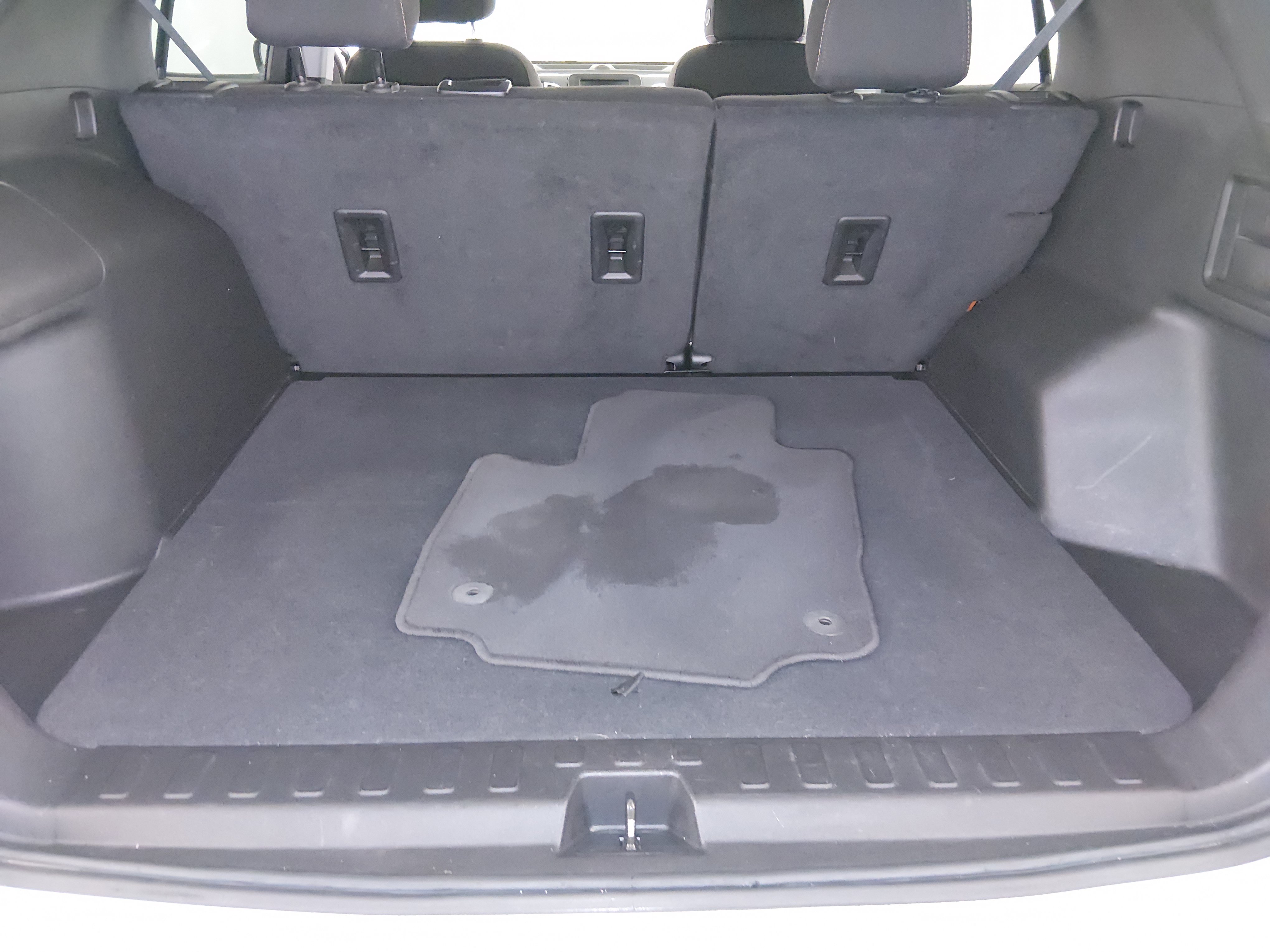 2024 Chevrolet Equinox LT - Photo 11