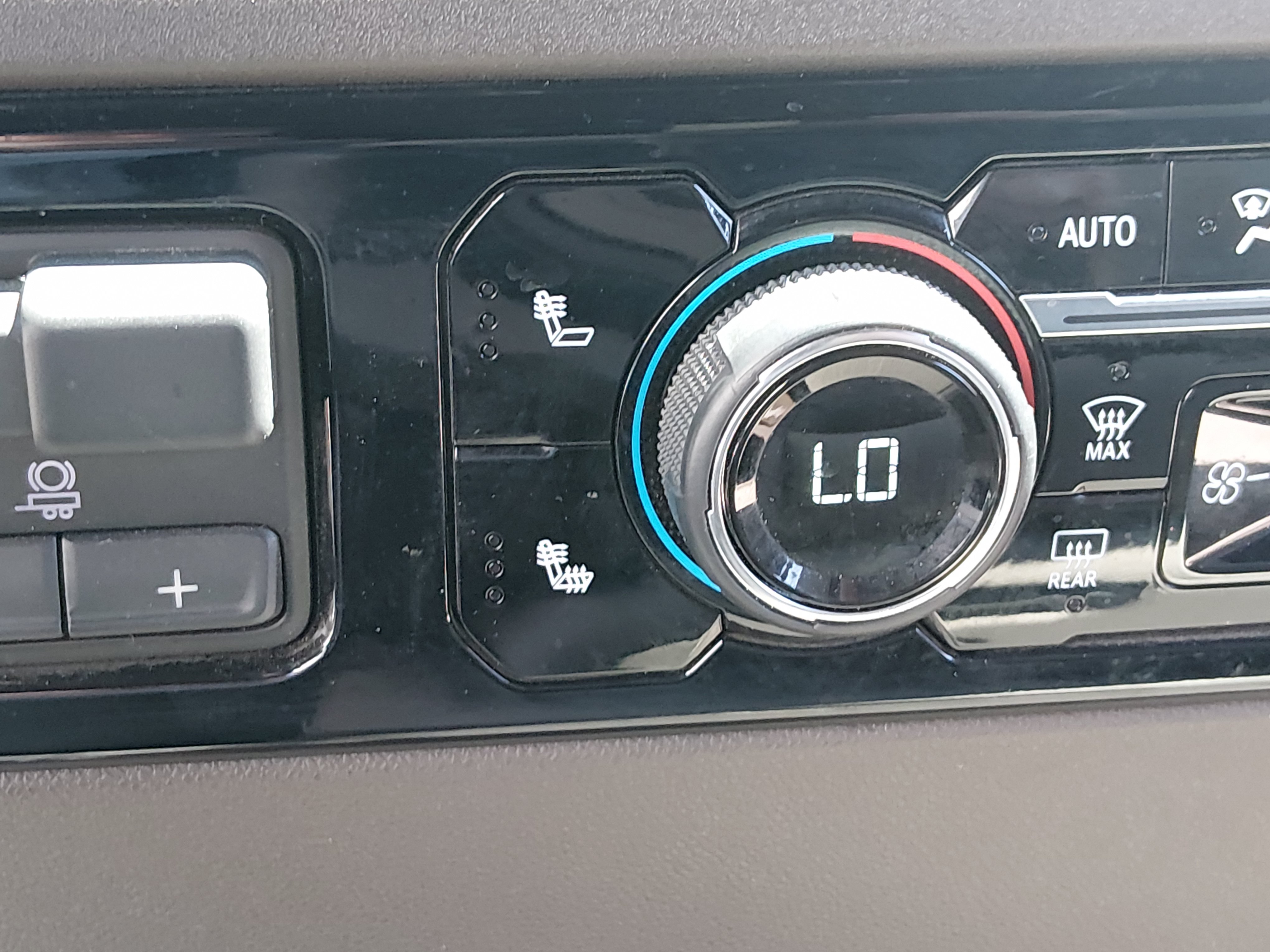 2026 Chevrolet Silverado 1500 LT - Photo 19