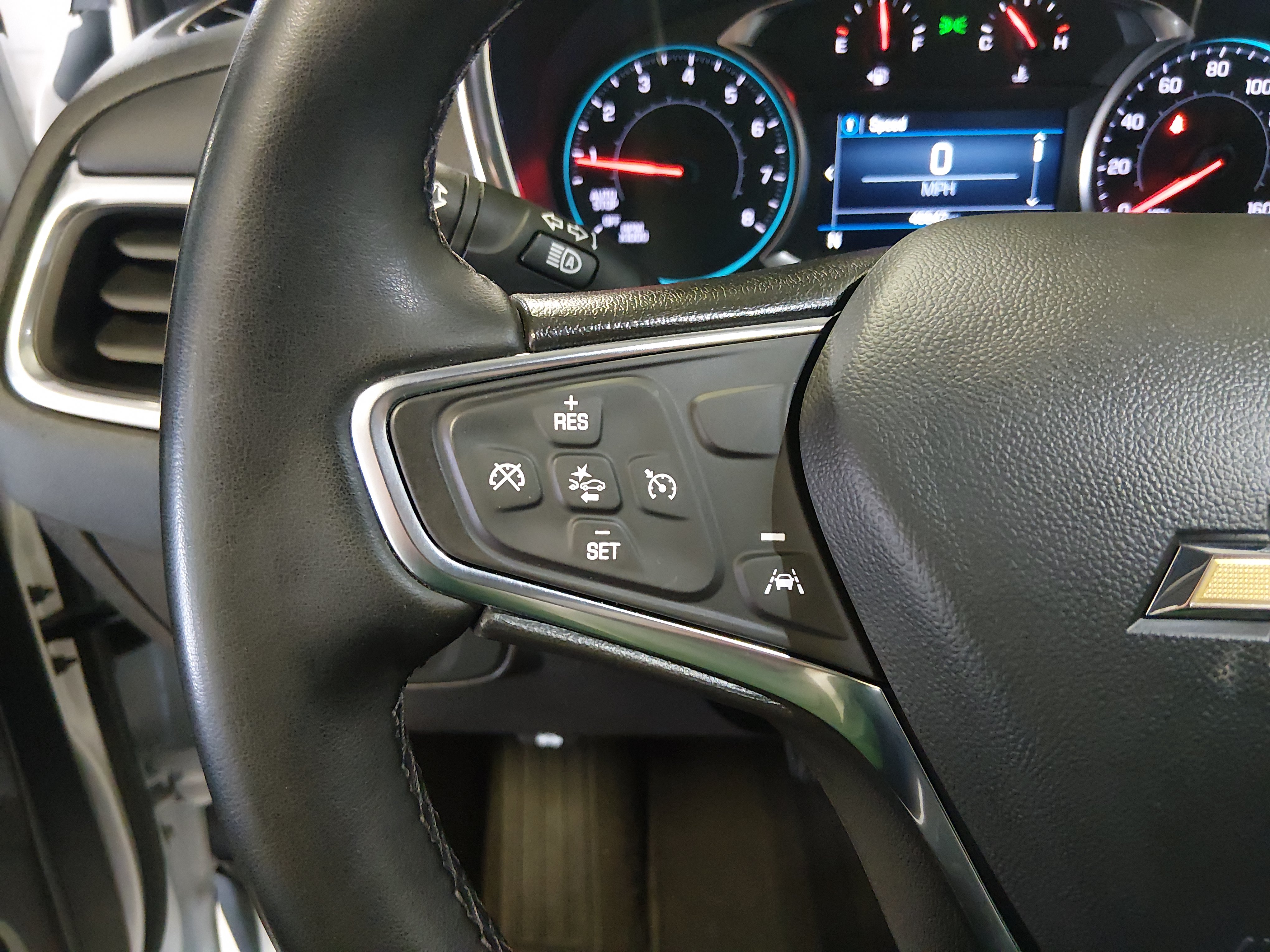 2024 Chevrolet Equinox LT - Photo 12