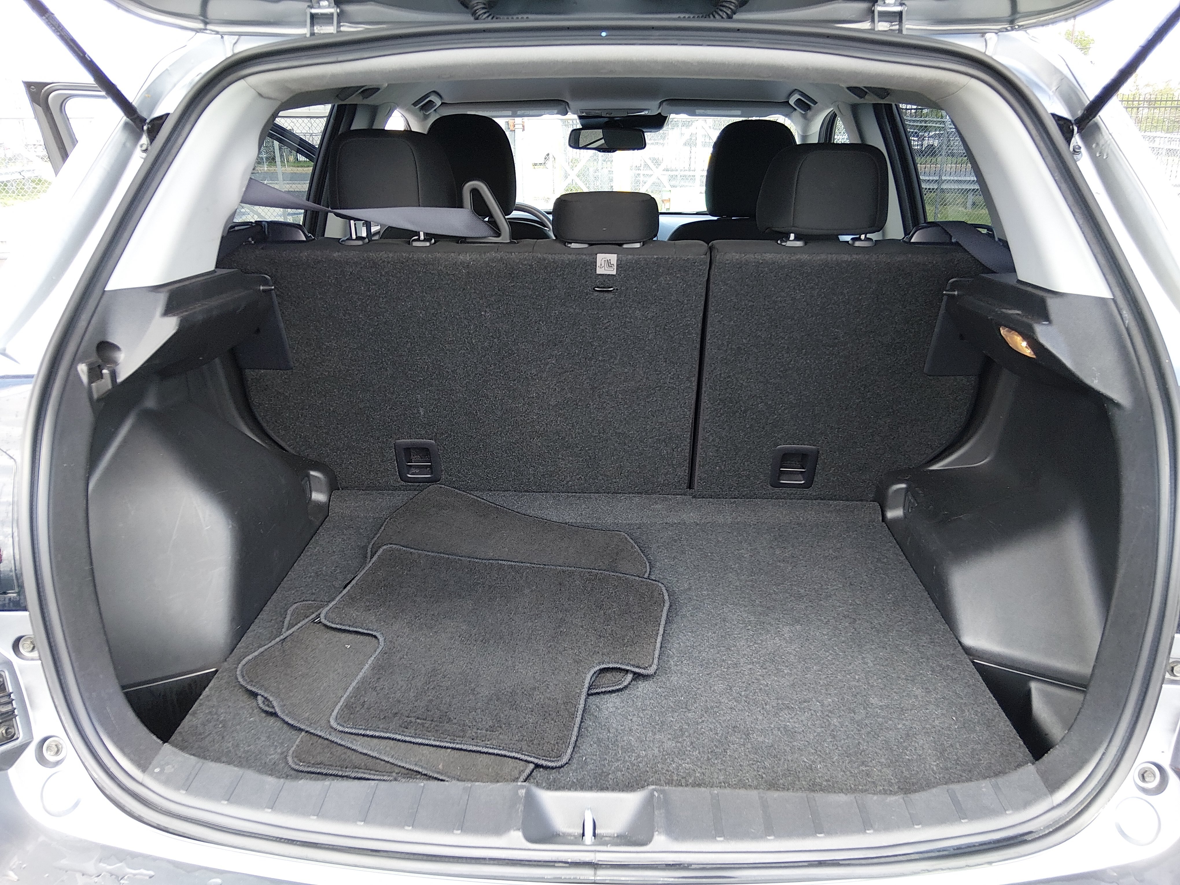 2024 Mitsubishi Outlander Sport ES - Photo 11