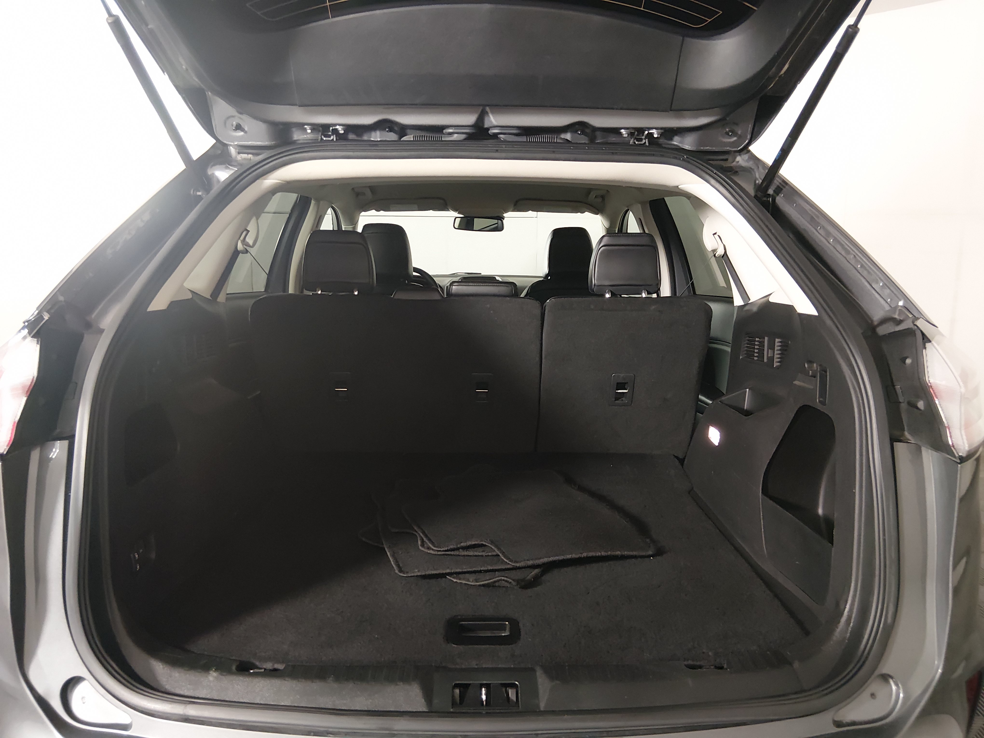 2024 Ford Edge SEL - Photo 11