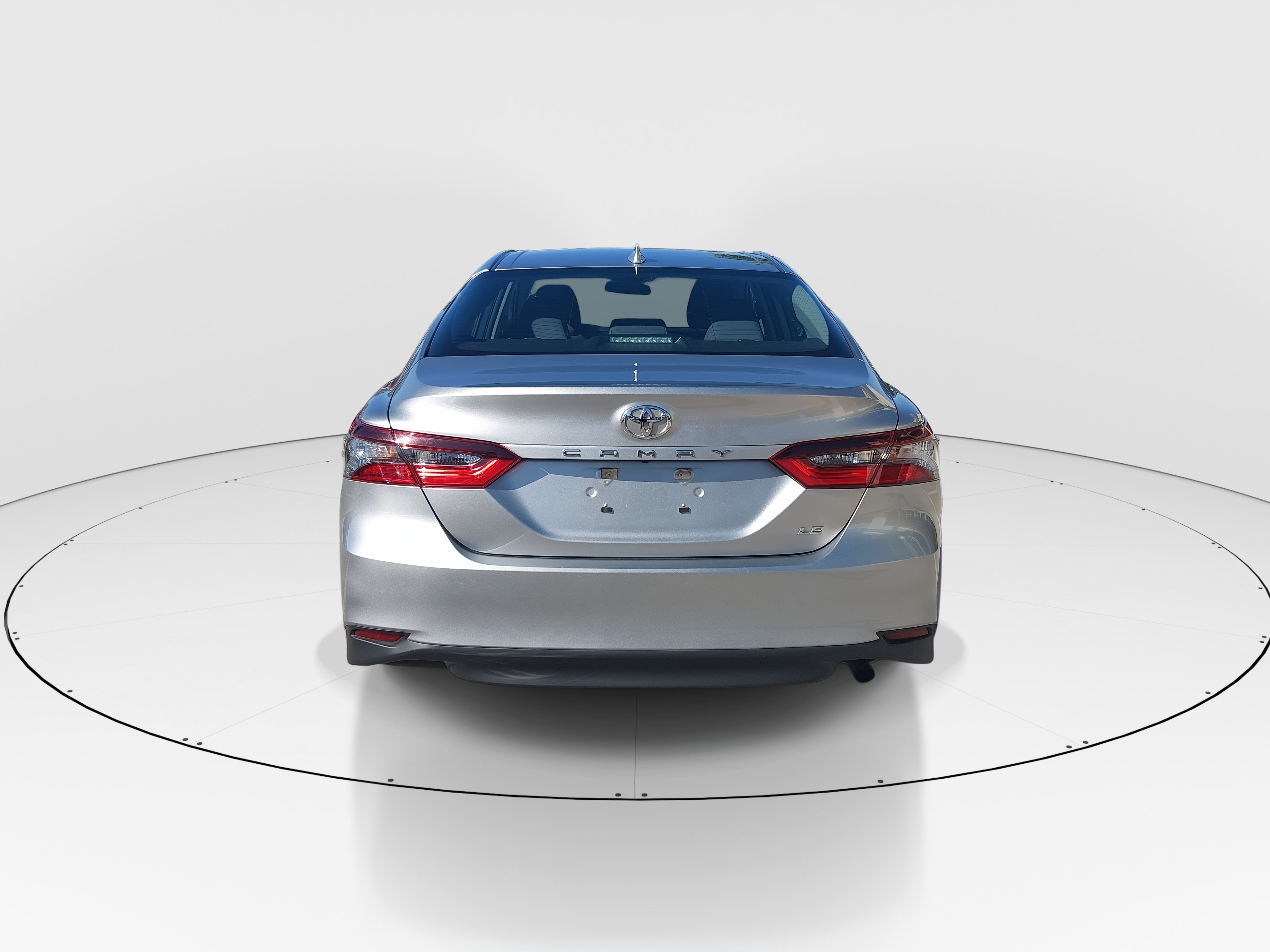 2024 Toyota Camry LE - Photo 6