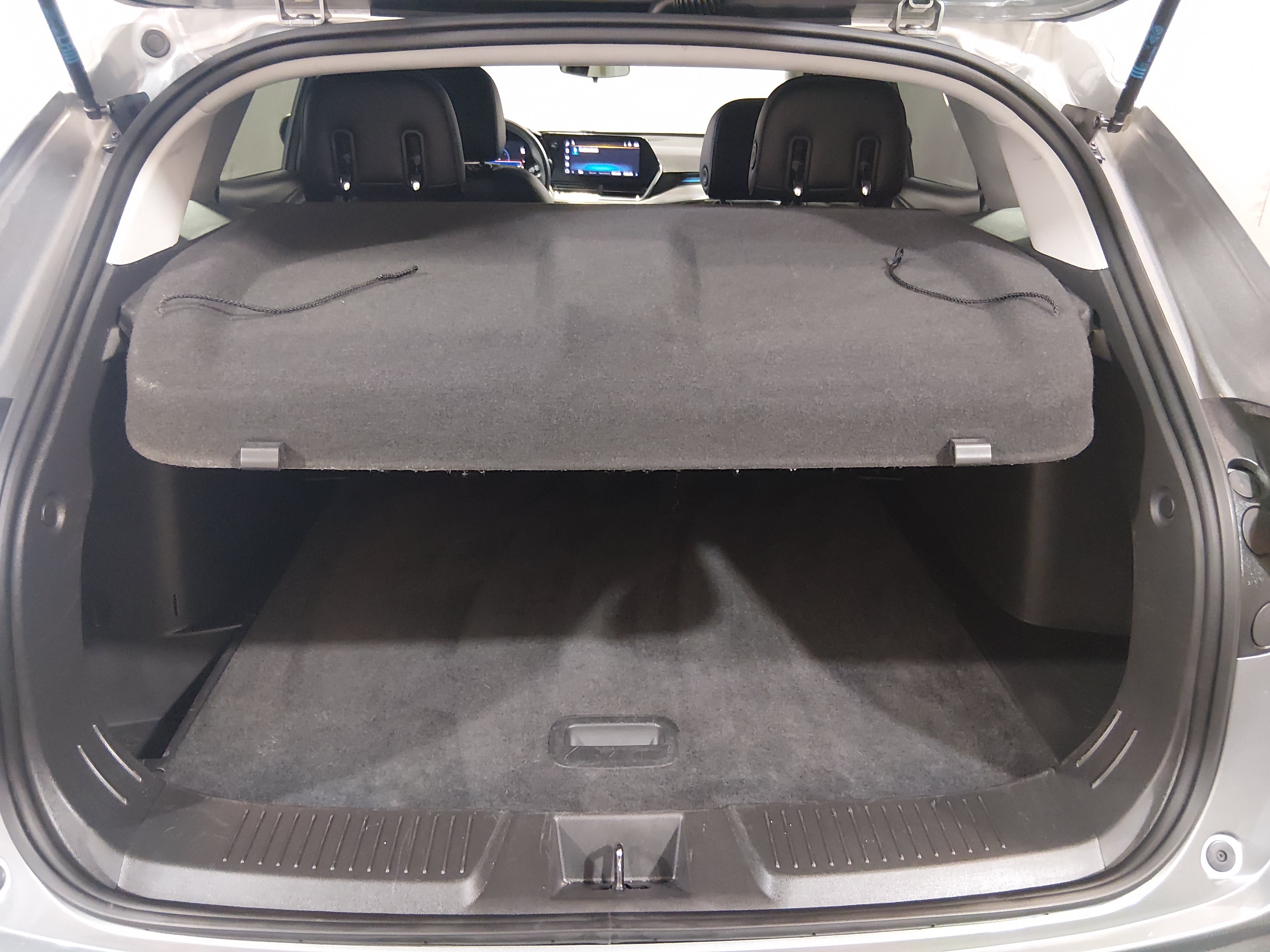 2025 Chevrolet Trax LT - Photo 11