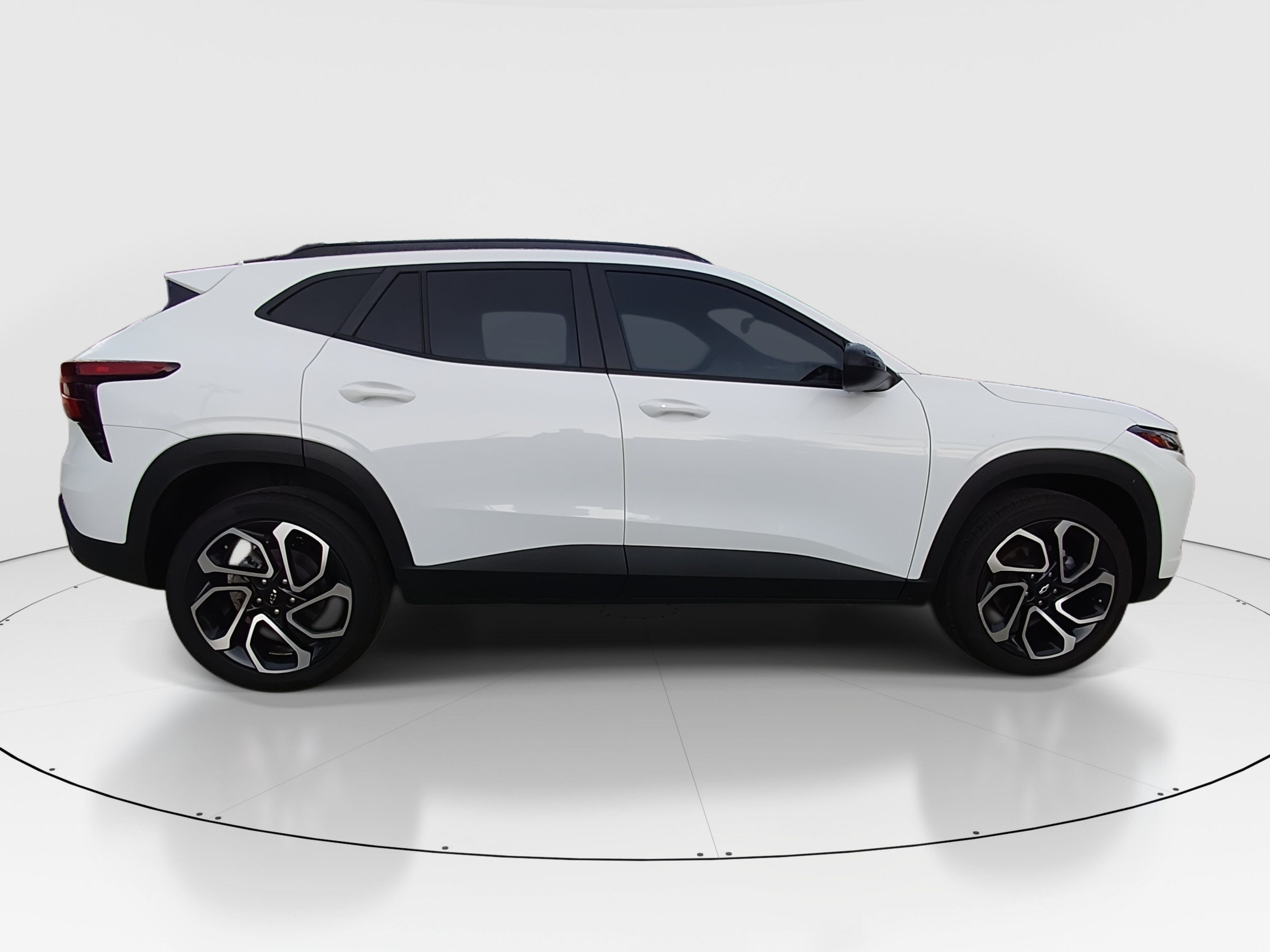 2025 Chevrolet Trax RS - Photo 8
