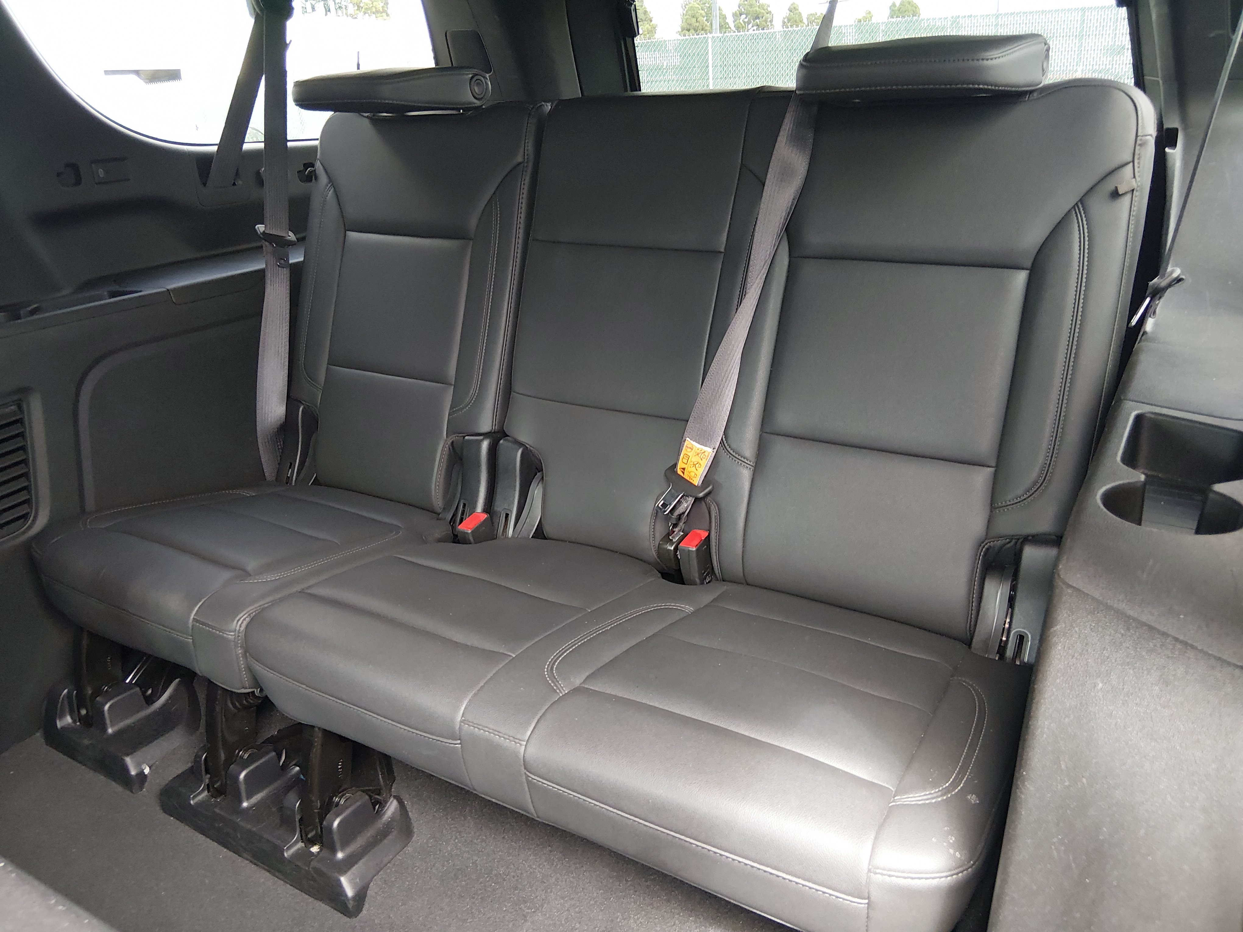 2024 Chevrolet Suburban LT - Photo 19