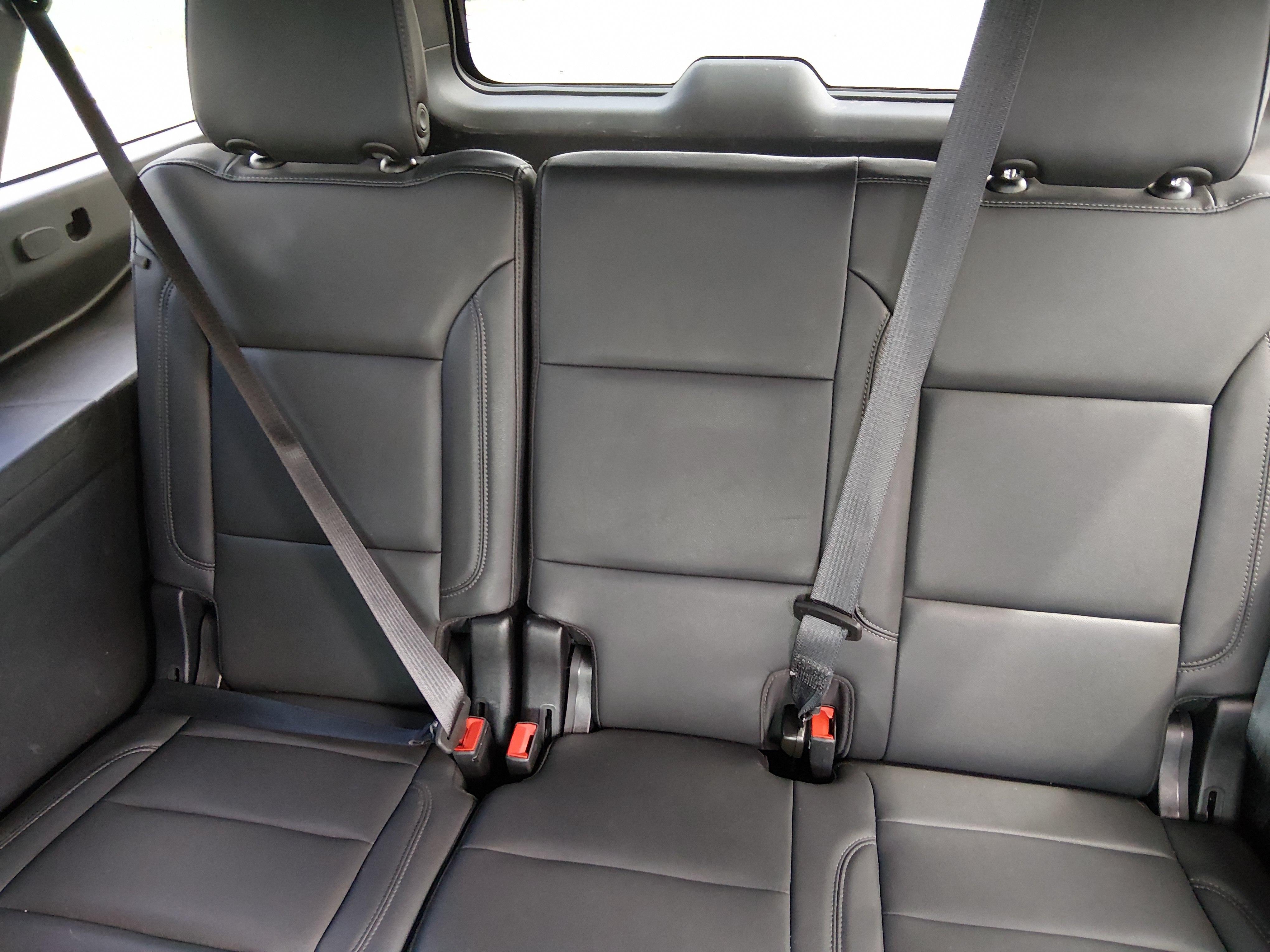2024 Chevrolet Suburban LT - Photo 17