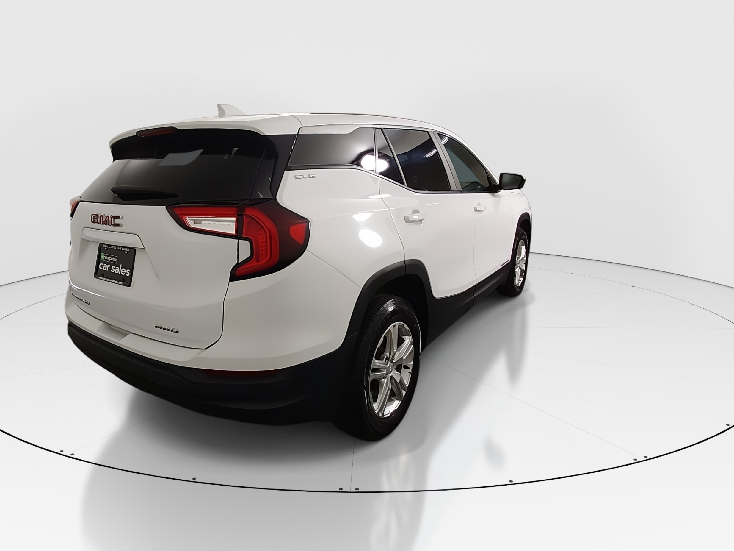 2024 GMC Terrain SLE - Photo 7