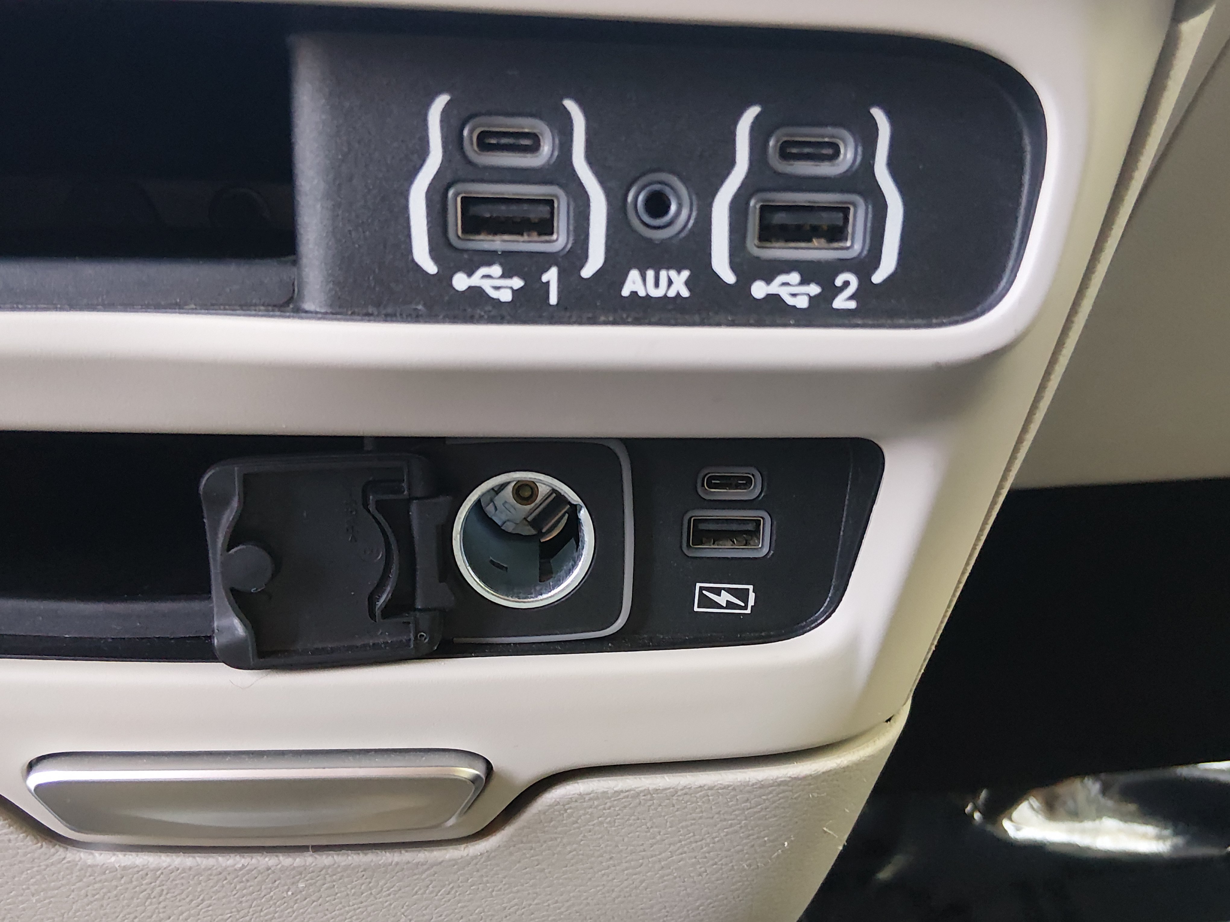 2022 Chrysler Pacifica Touring L - Photo 19