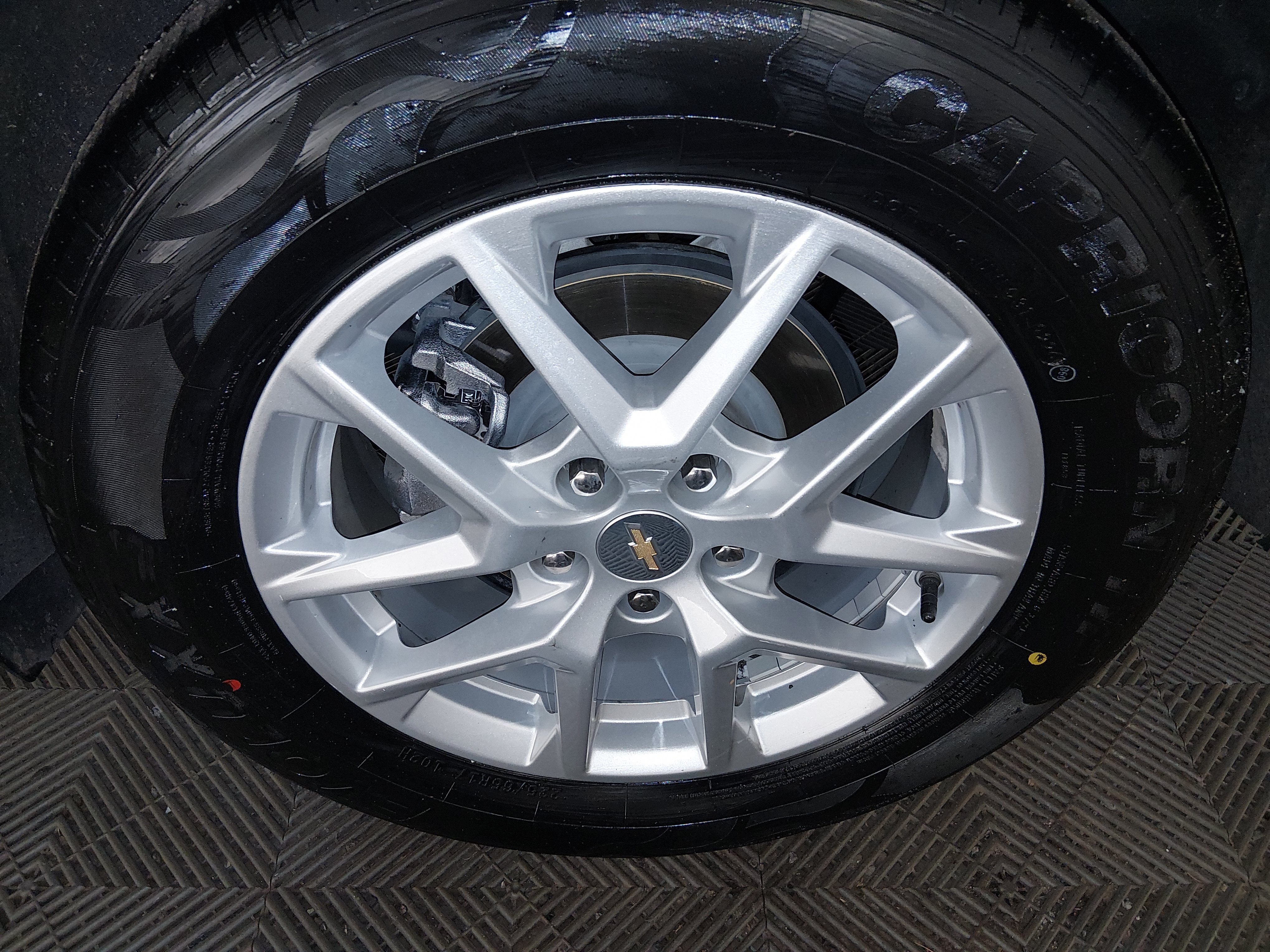 2023 Chevrolet Equinox LT - Photo 10