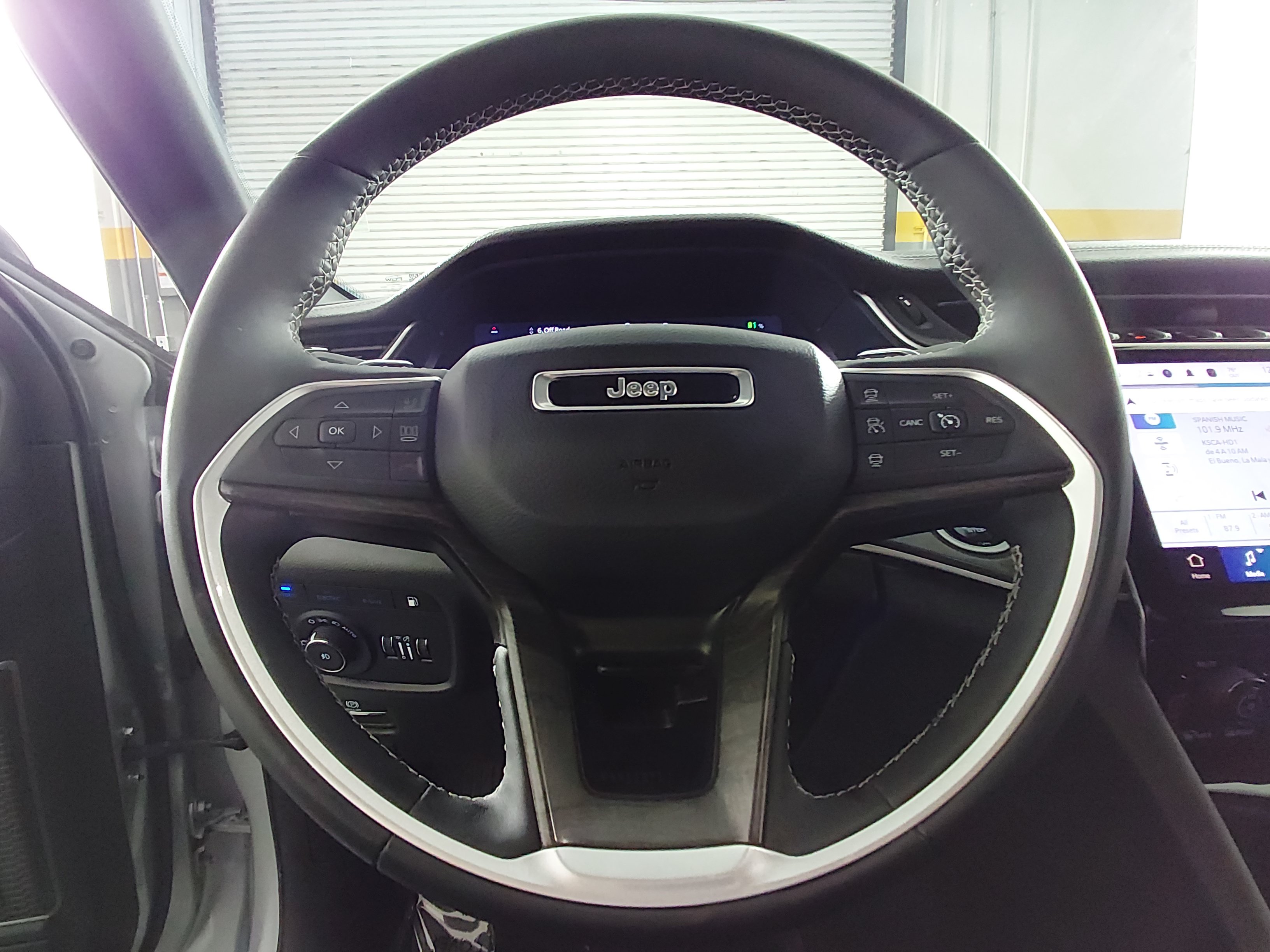 2024 Jeep Grand Cherokee 4xe - Photo 12