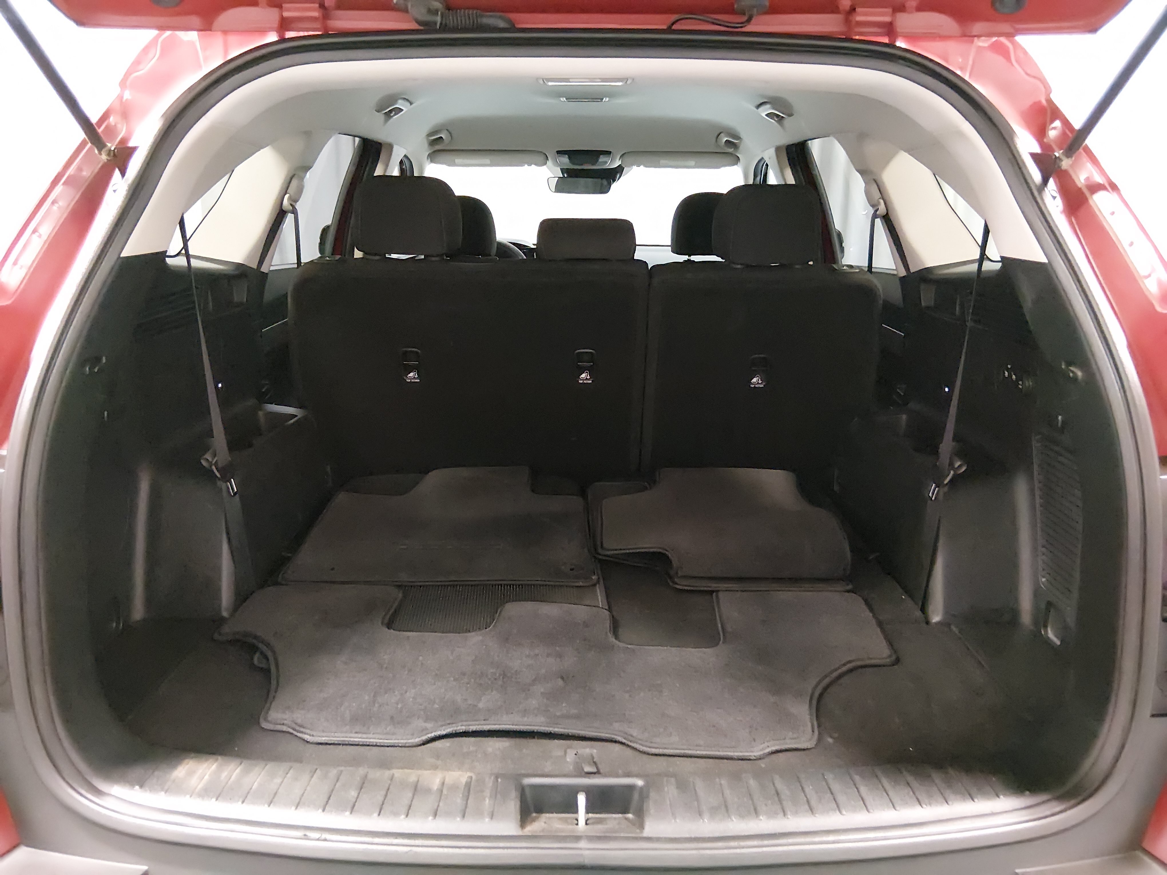 2023 Kia Sorento LX - Photo 11