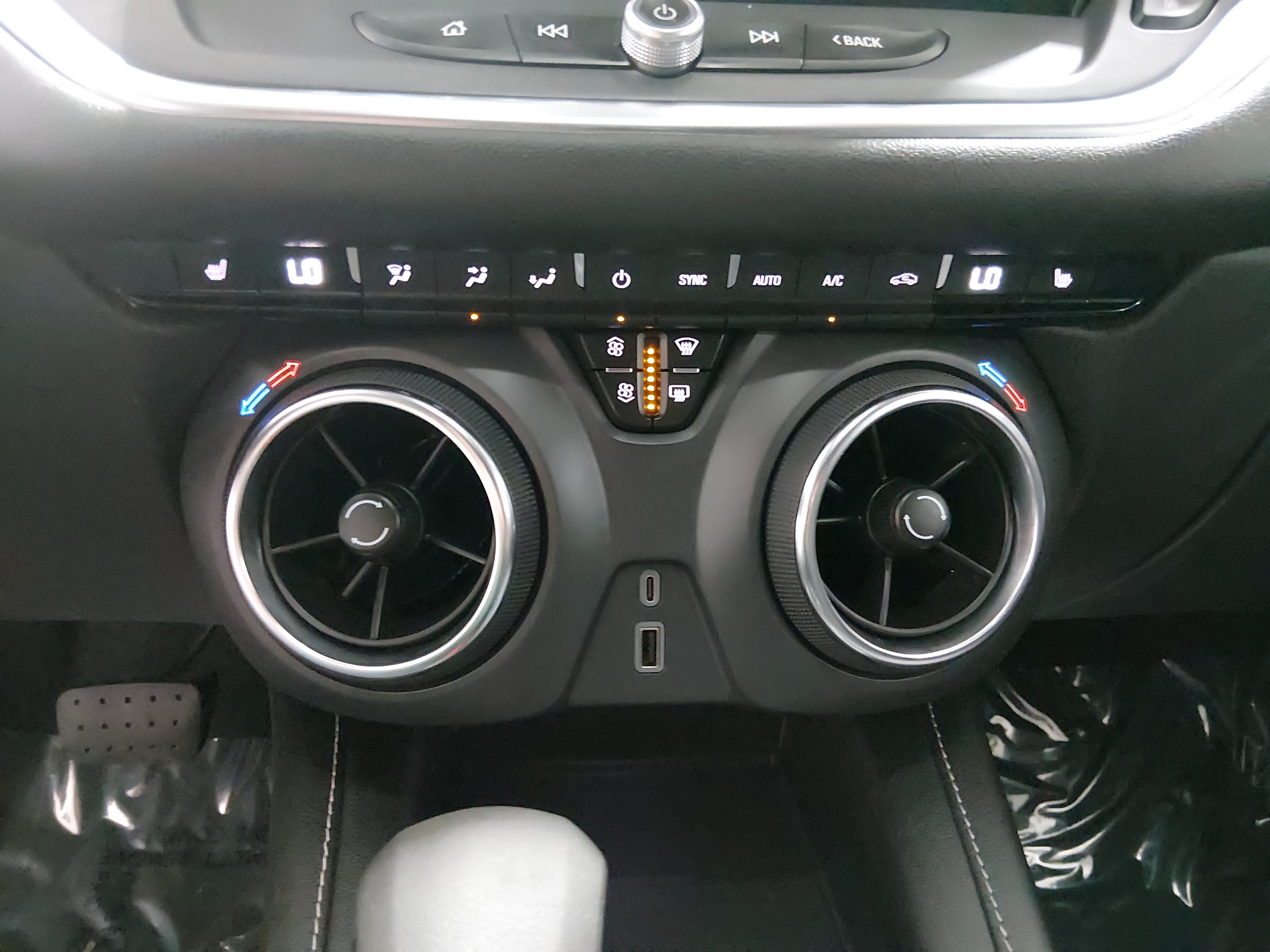 2025 Chevrolet Blazer 2LT - Photo 13
