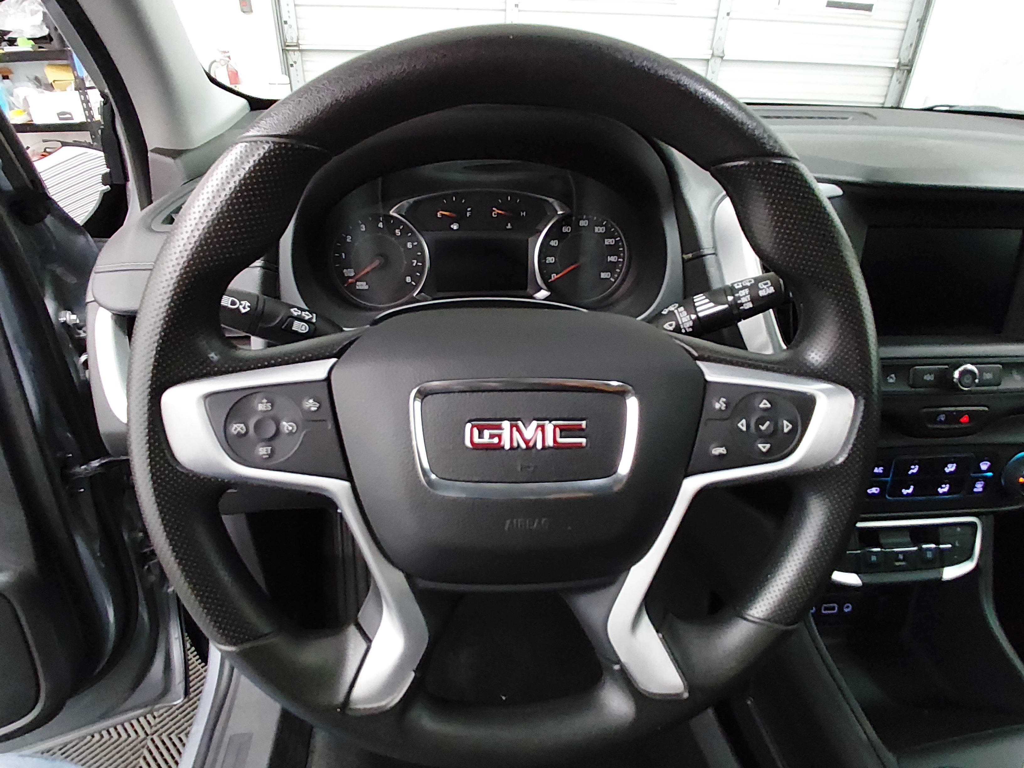 2024 GMC Terrain SLE - Photo 12