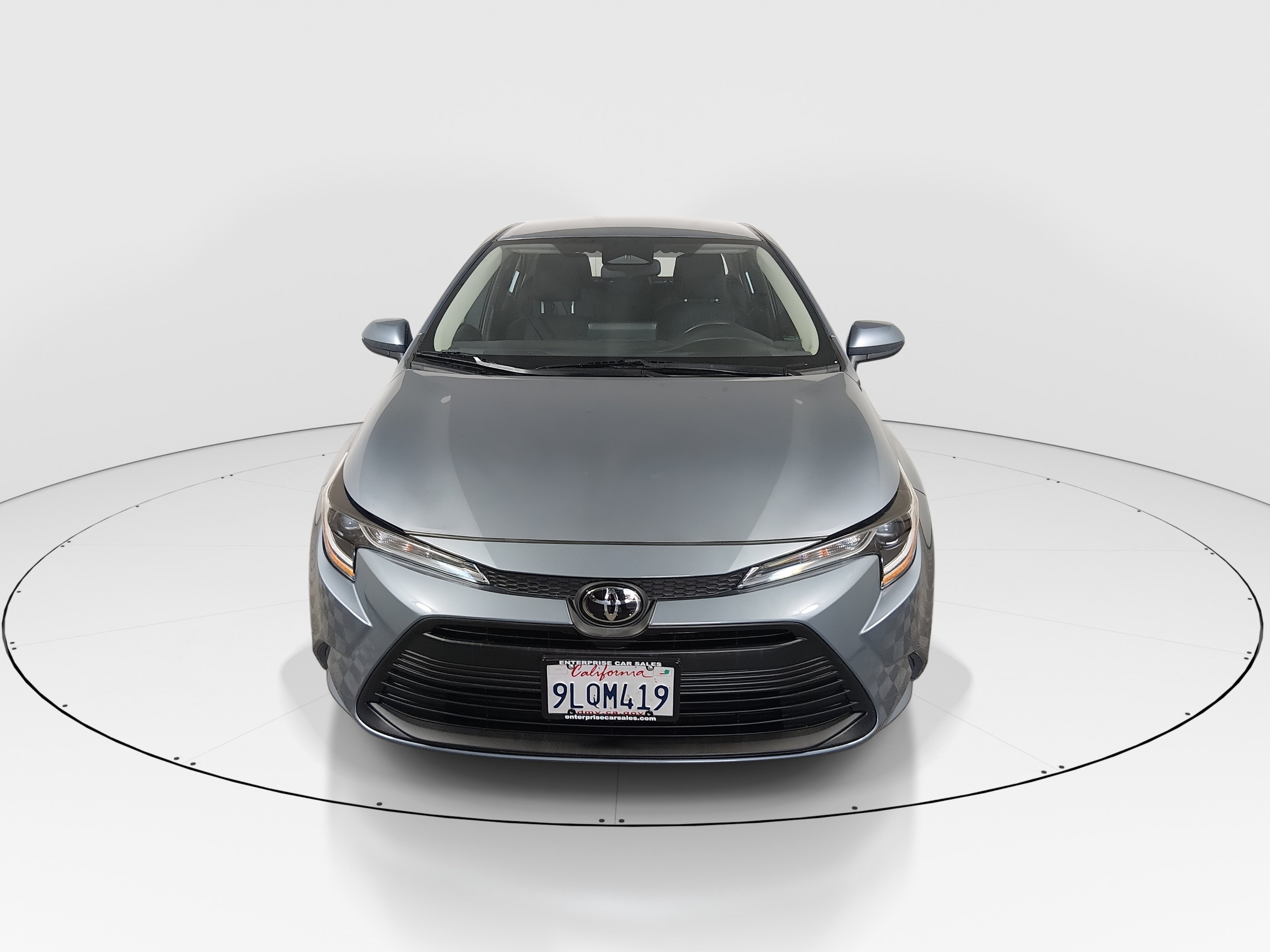 2024 Toyota Corolla LE - Photo 2