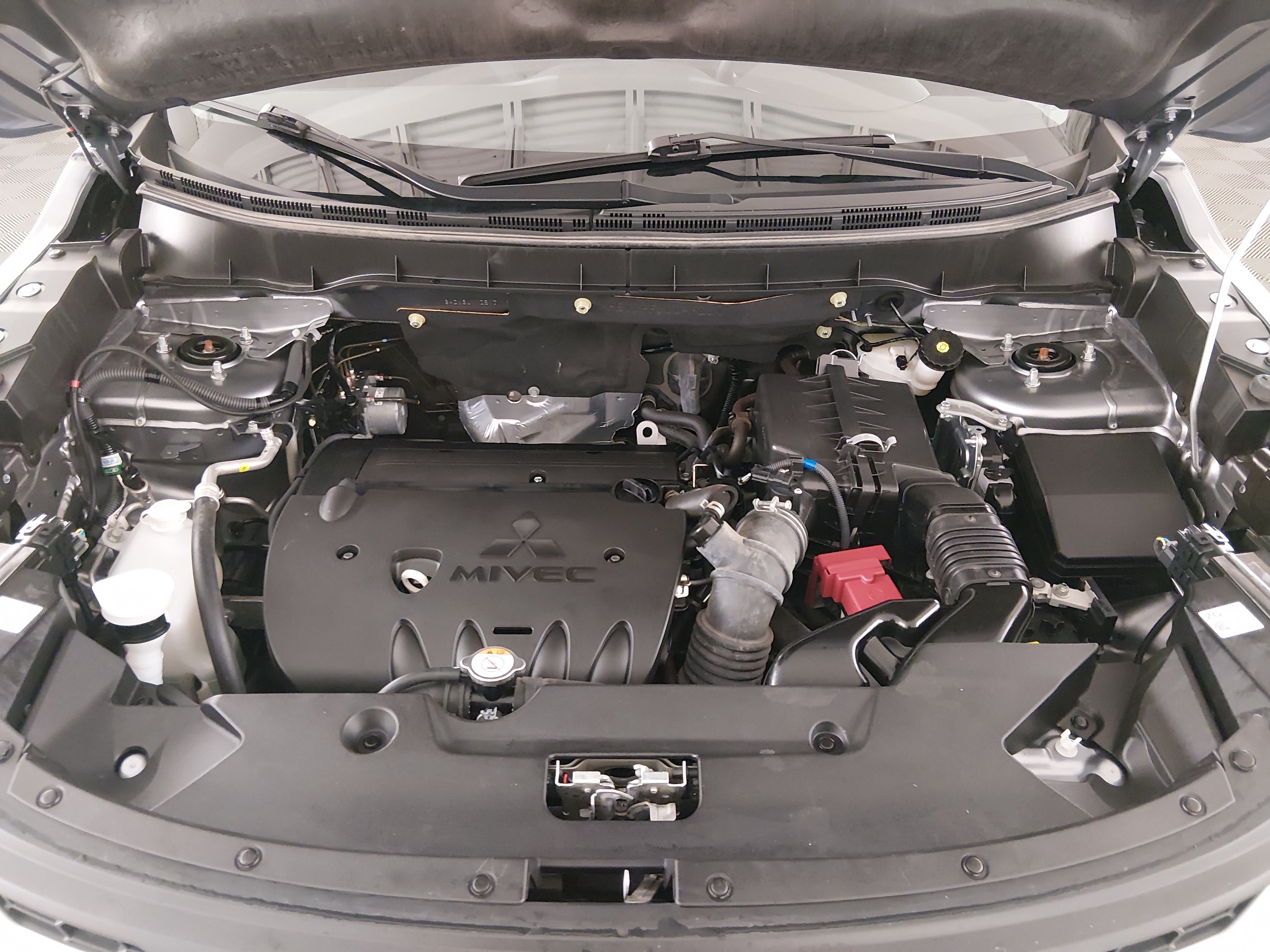 2025 Mitsubishi Outlander Sport ES - Photo 9