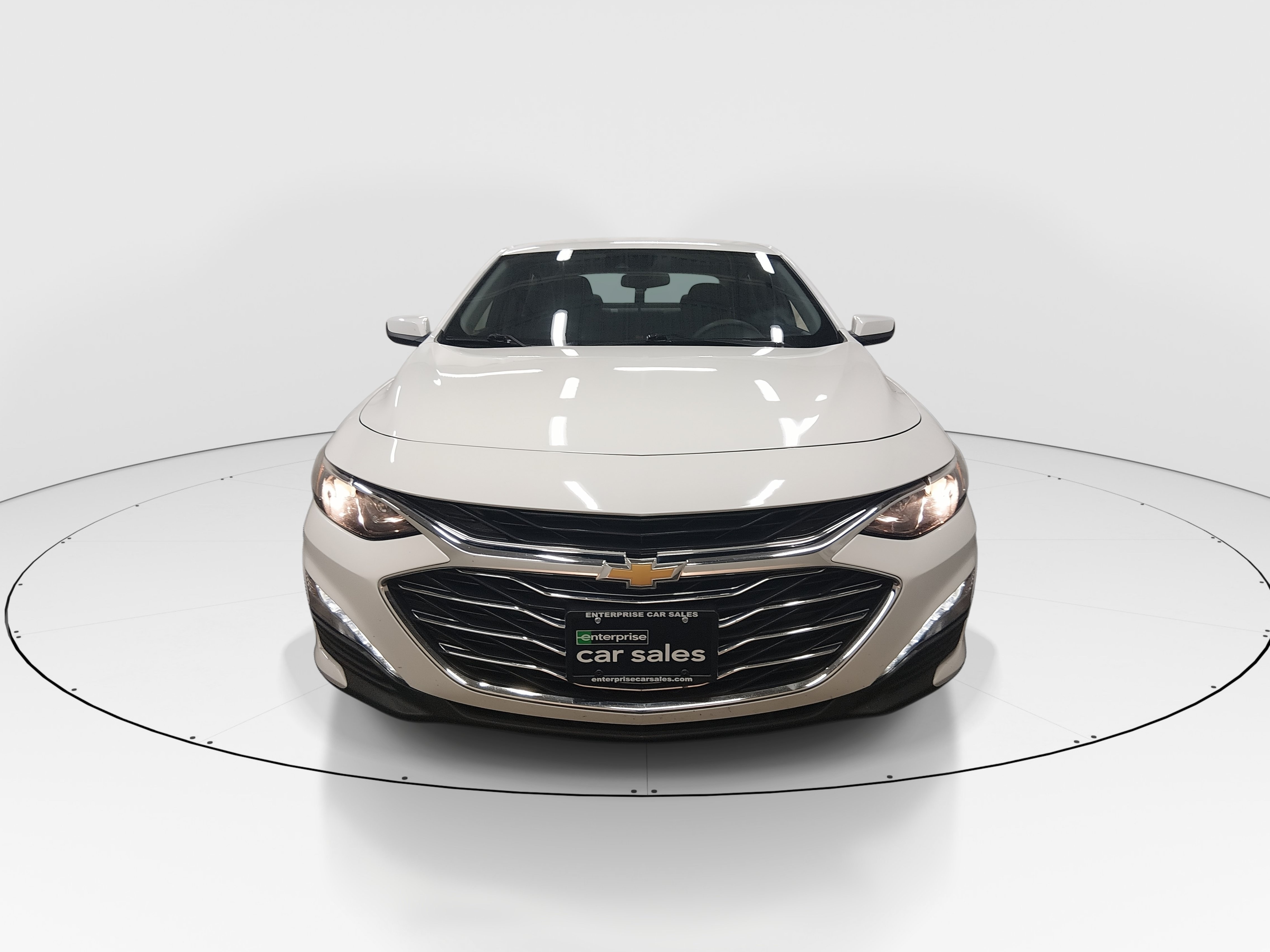 2024 Chevrolet Malibu 1LT - Photo 2