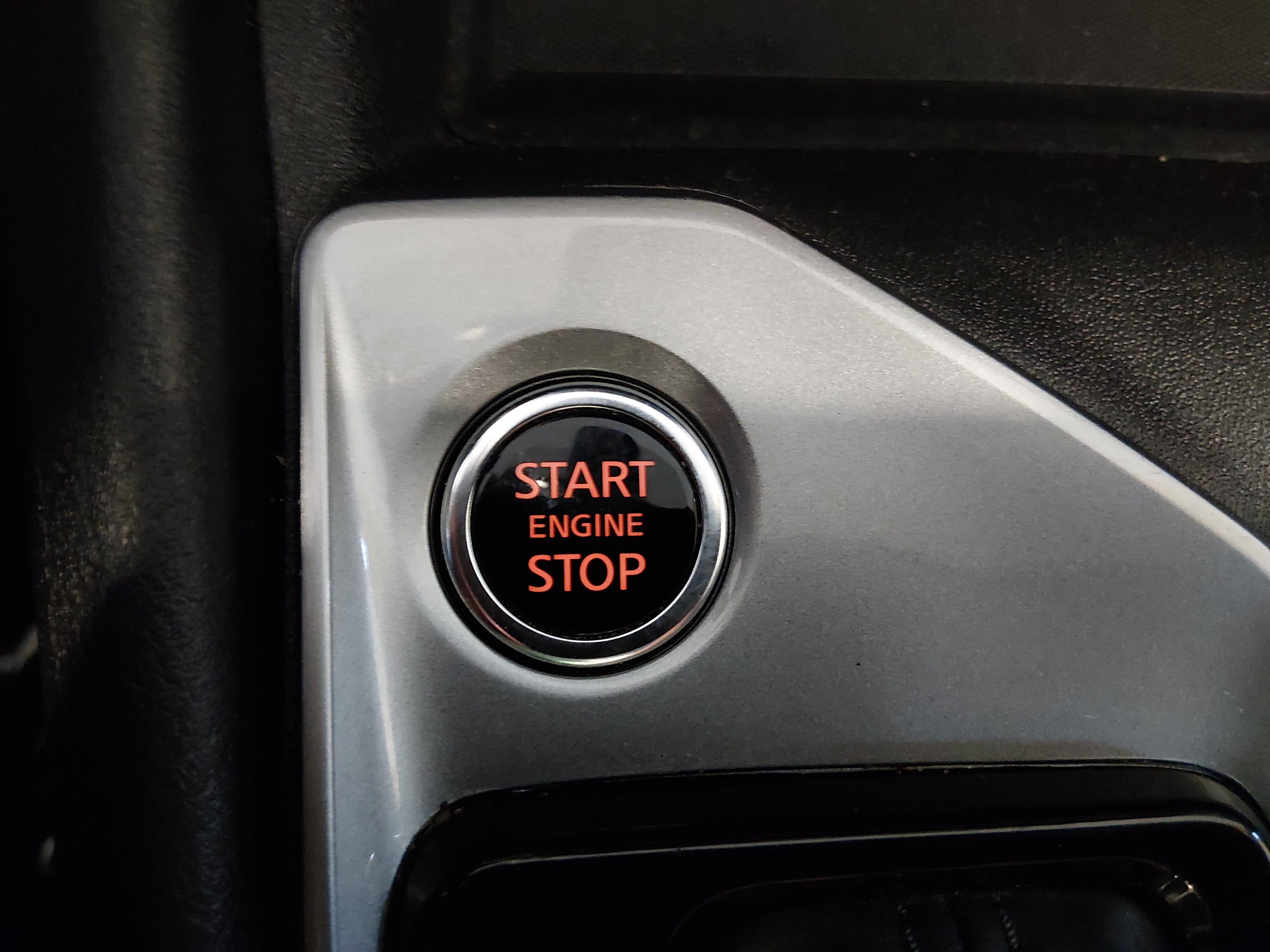 2025 Nissan Altima SV - Photo 21