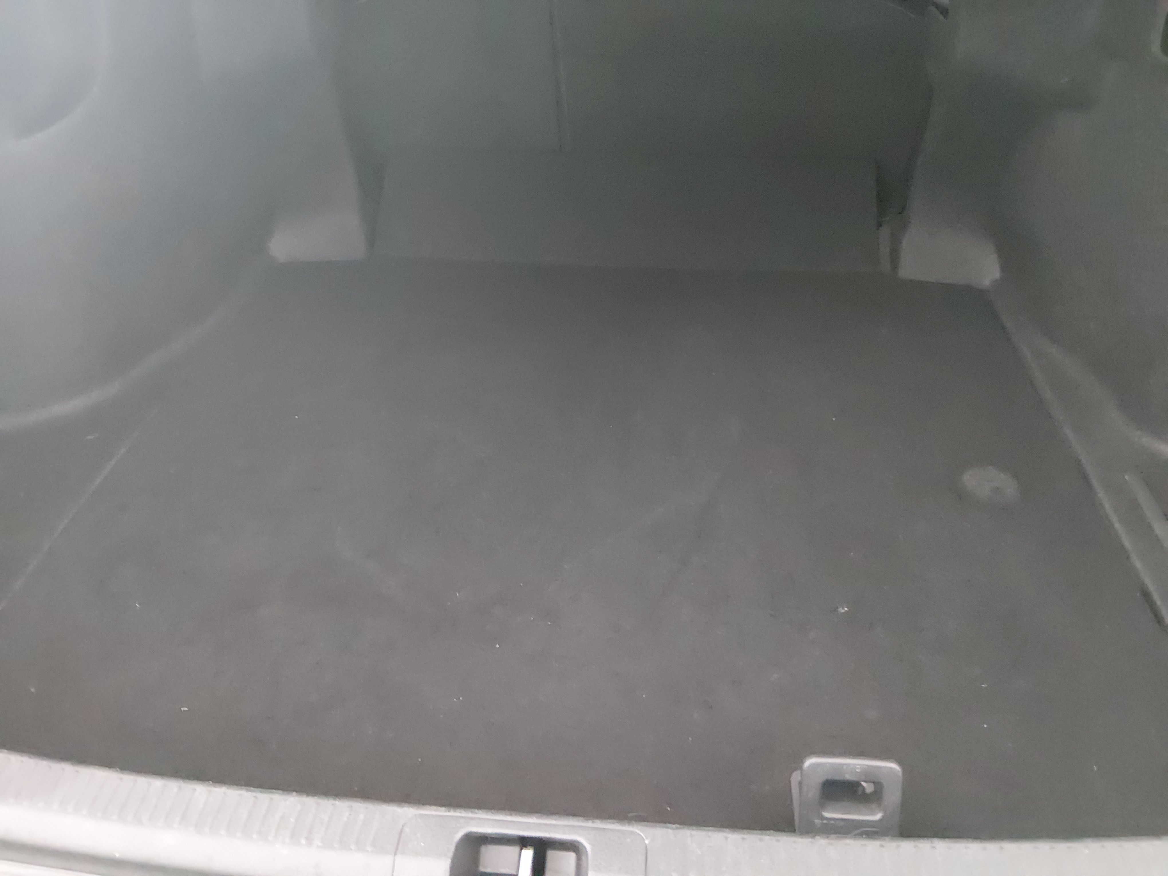 2025 Toyota Camry LE - Photo 11