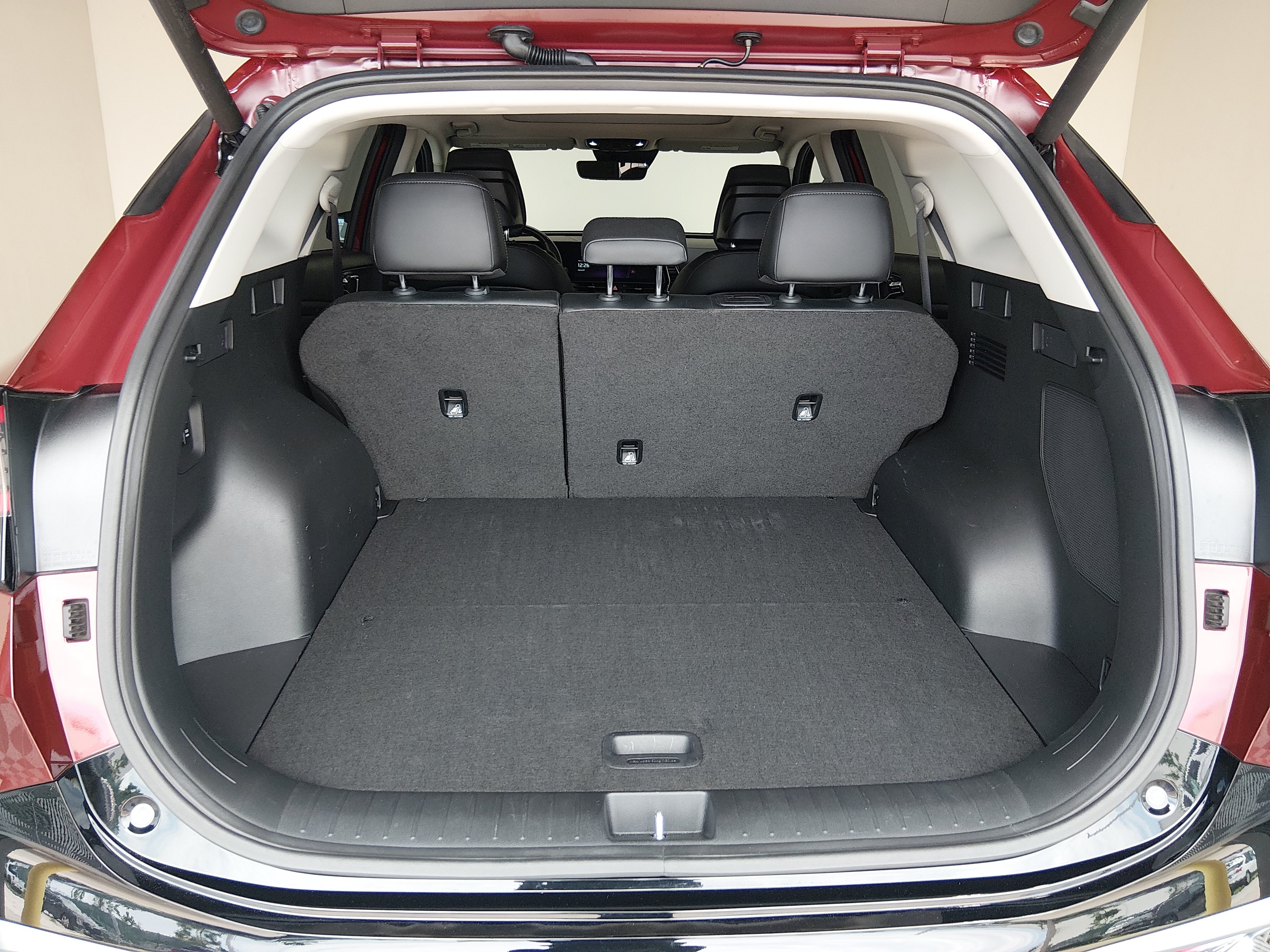 2024 Kia Sportage SX - Photo 11