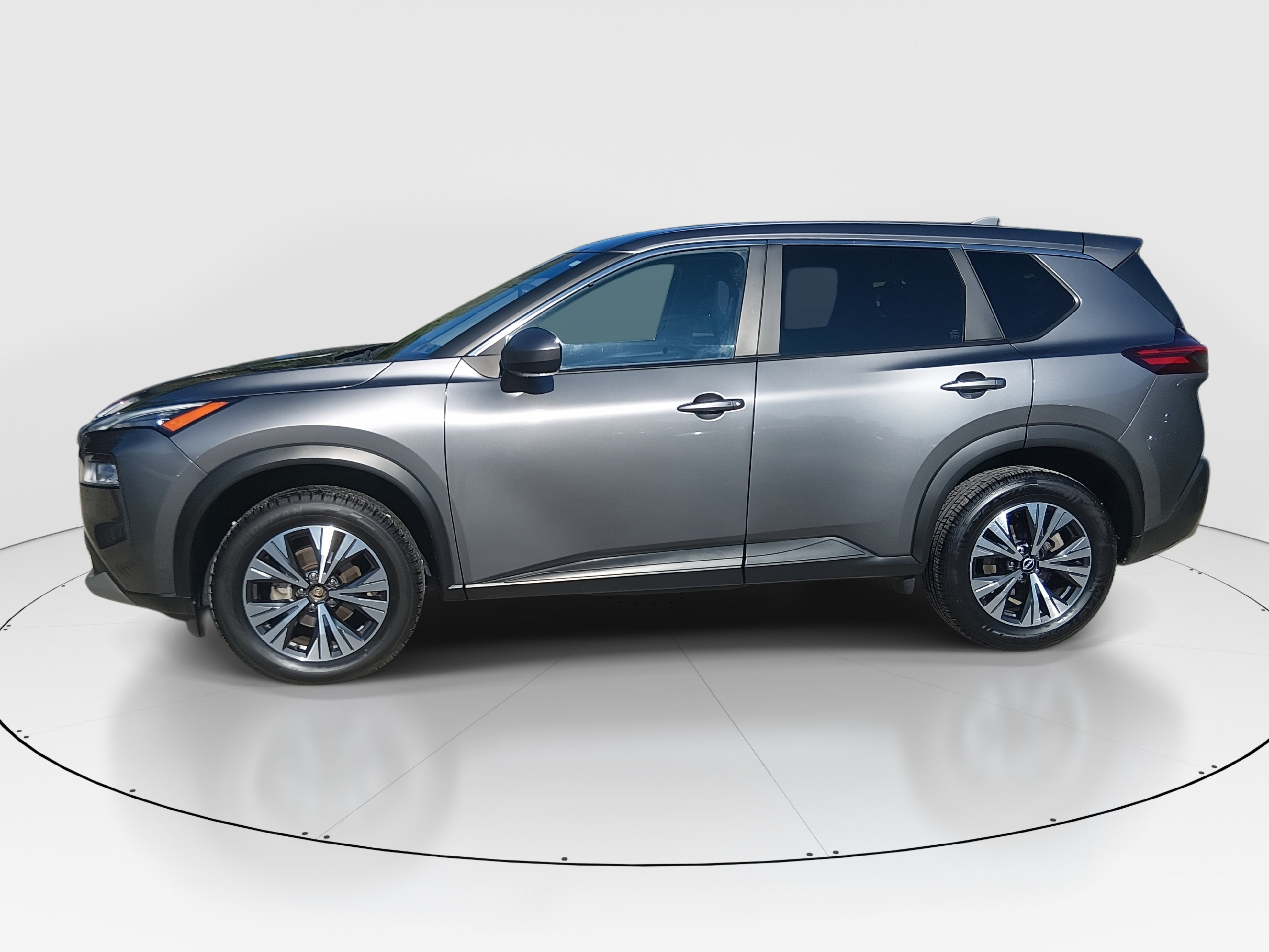 2023 Nissan Rogue SV - Photo 4