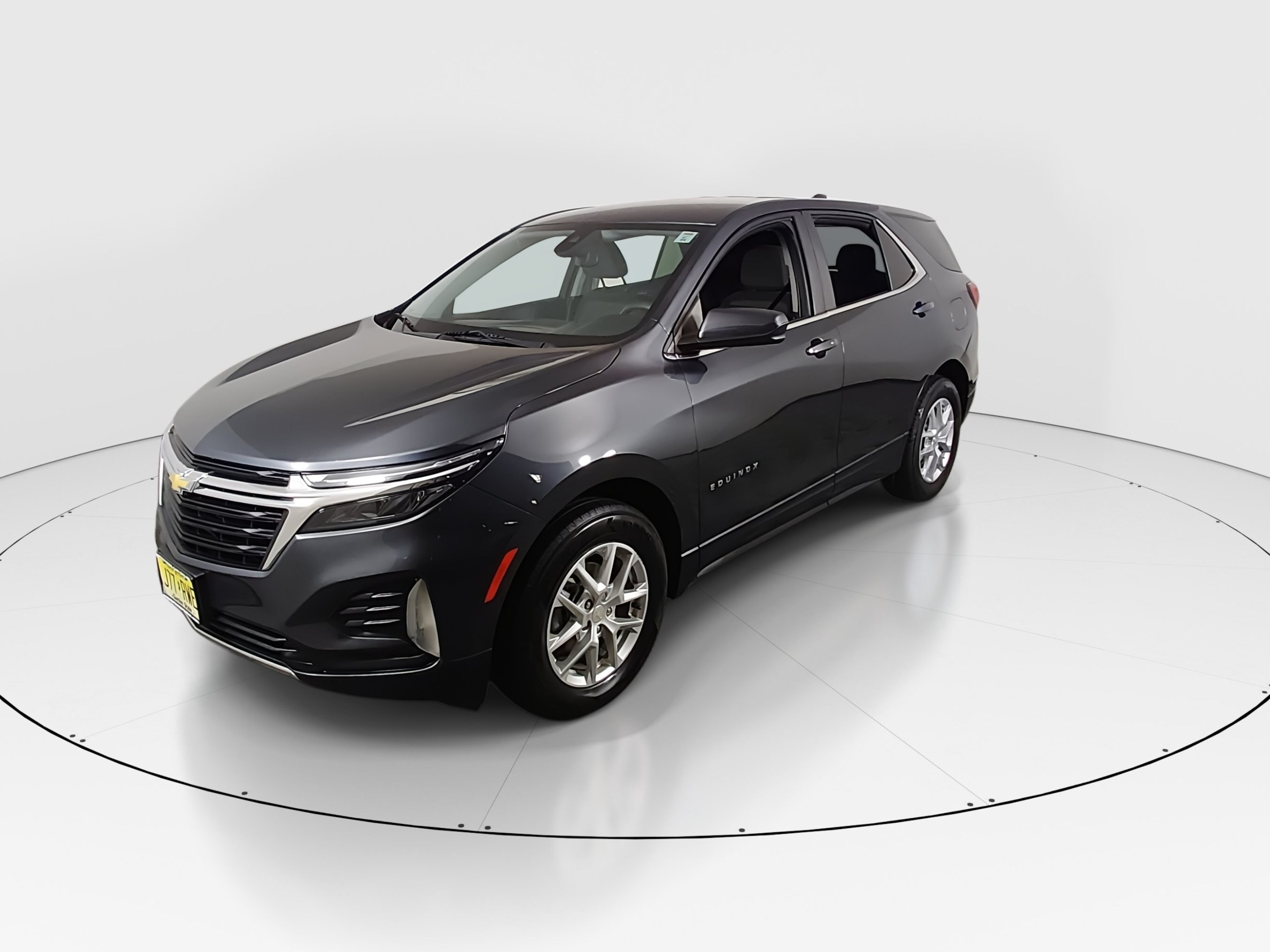 2023 Chevrolet Equinox LT - Photo 3