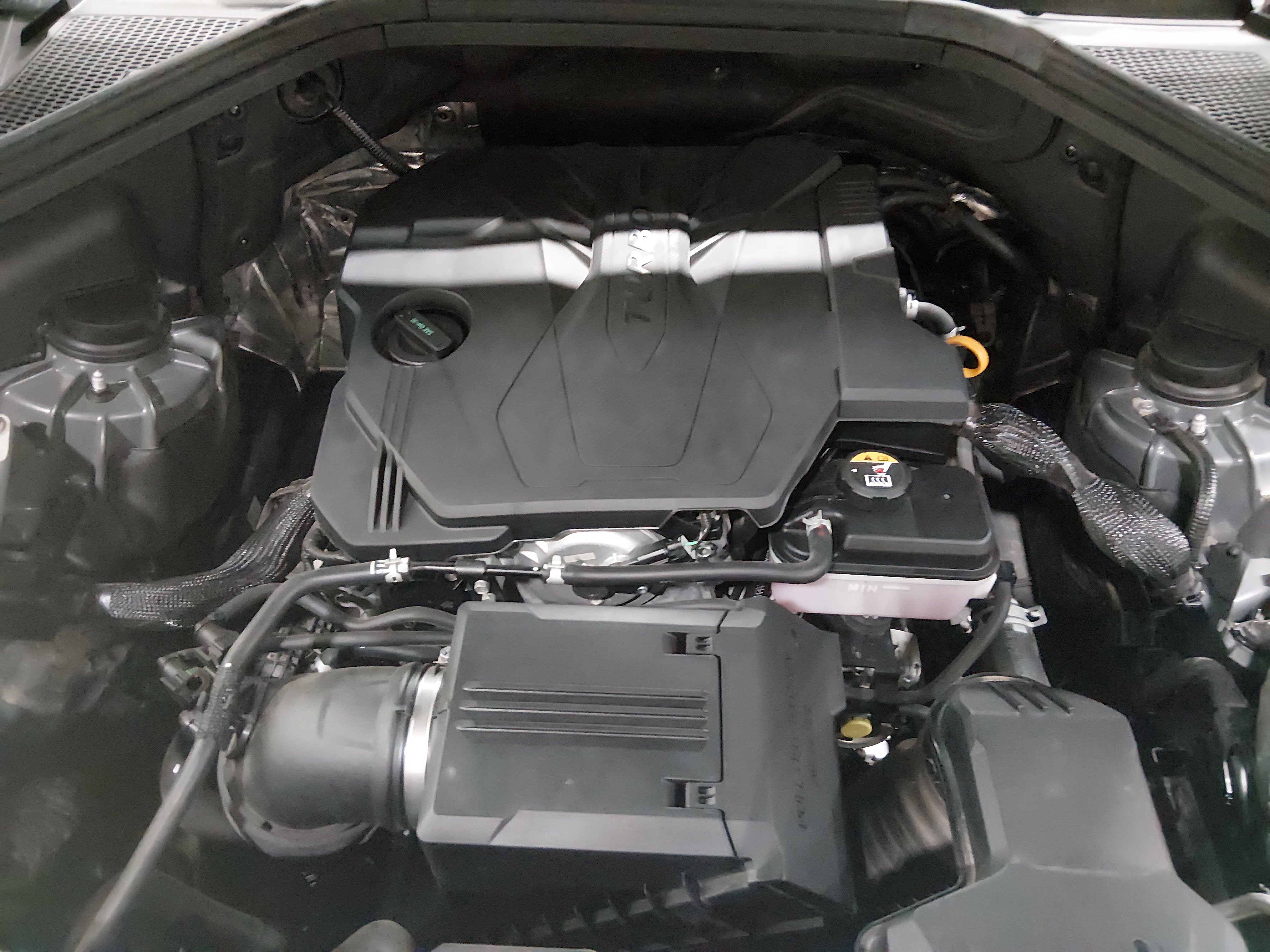 2025 GENESIS GV80 Standard - Photo 9